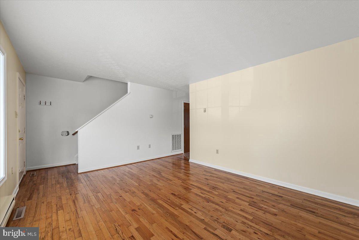 BROOKLAND HEIGHTS - Residential Lease