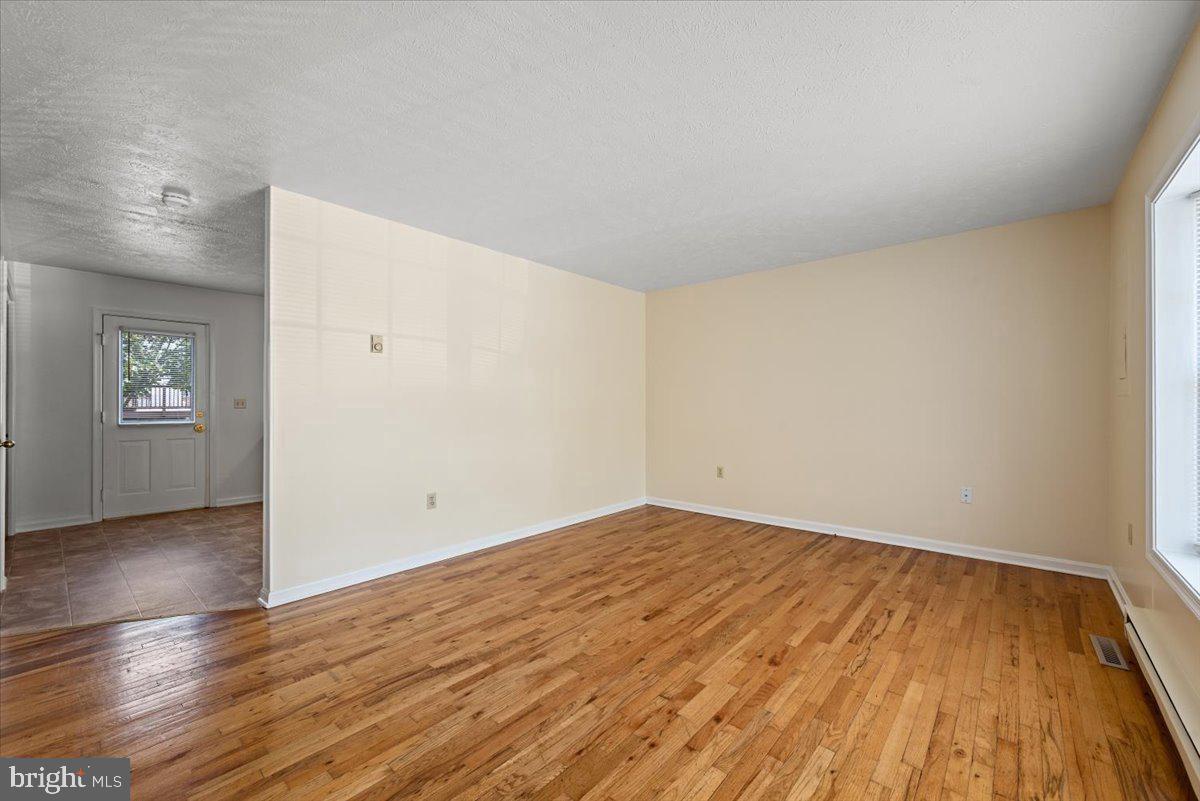 BROOKLAND HEIGHTS - Residential Lease