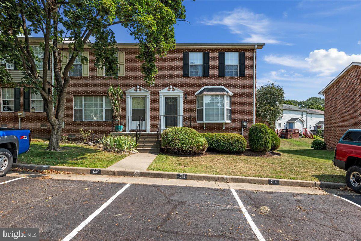 BROOKLAND HEIGHTS - Residential Lease