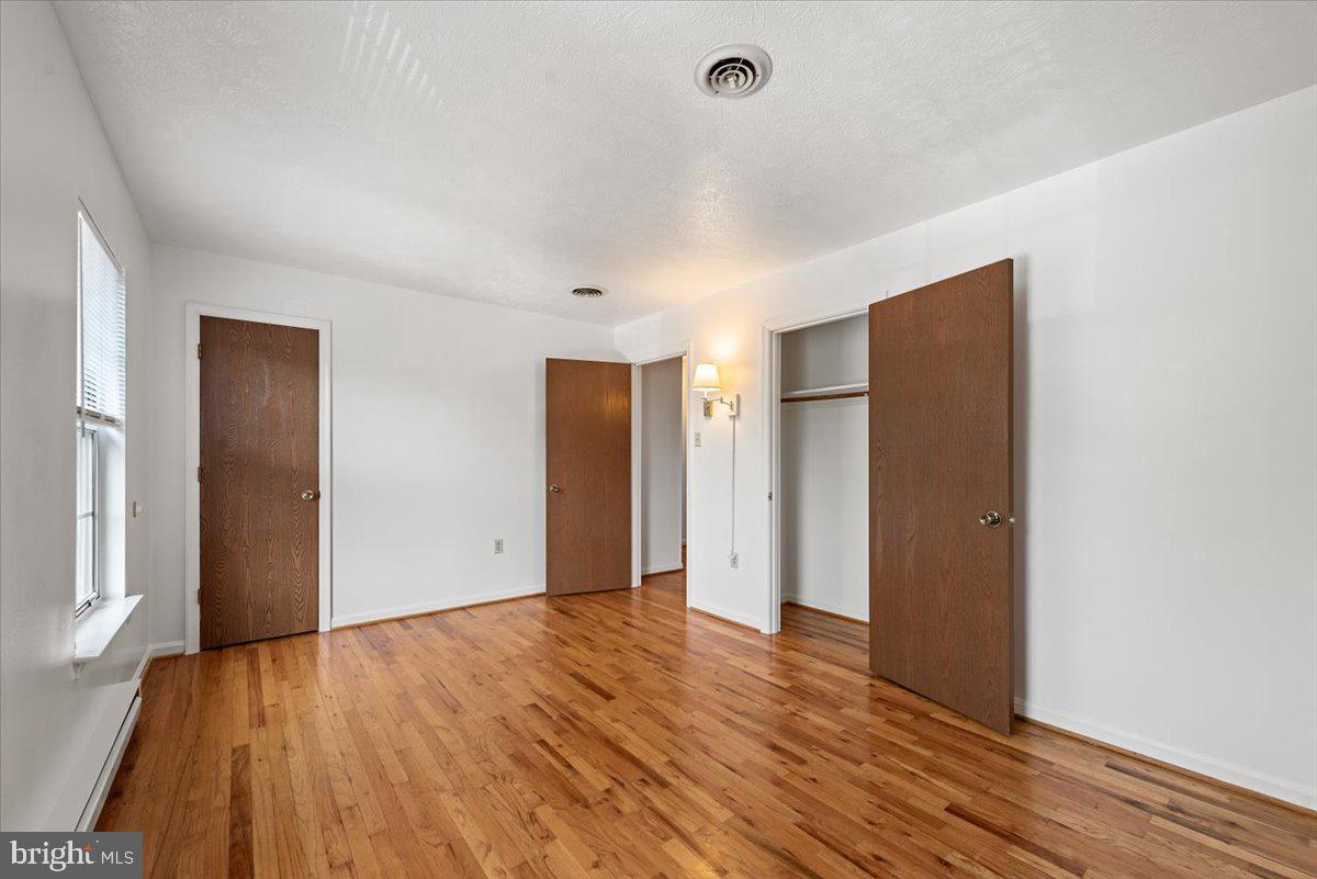 BROOKLAND HEIGHTS - Residential Lease