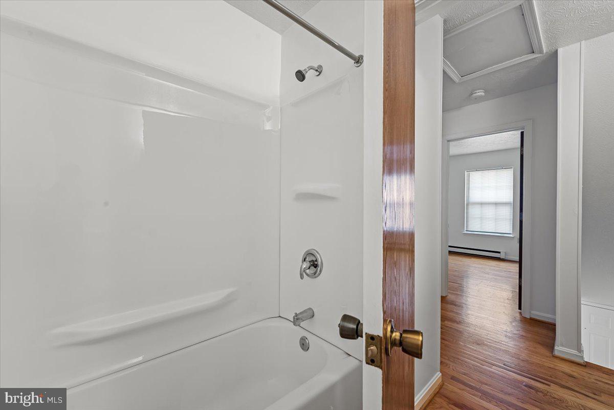 BROOKLAND HEIGHTS - Residential Lease