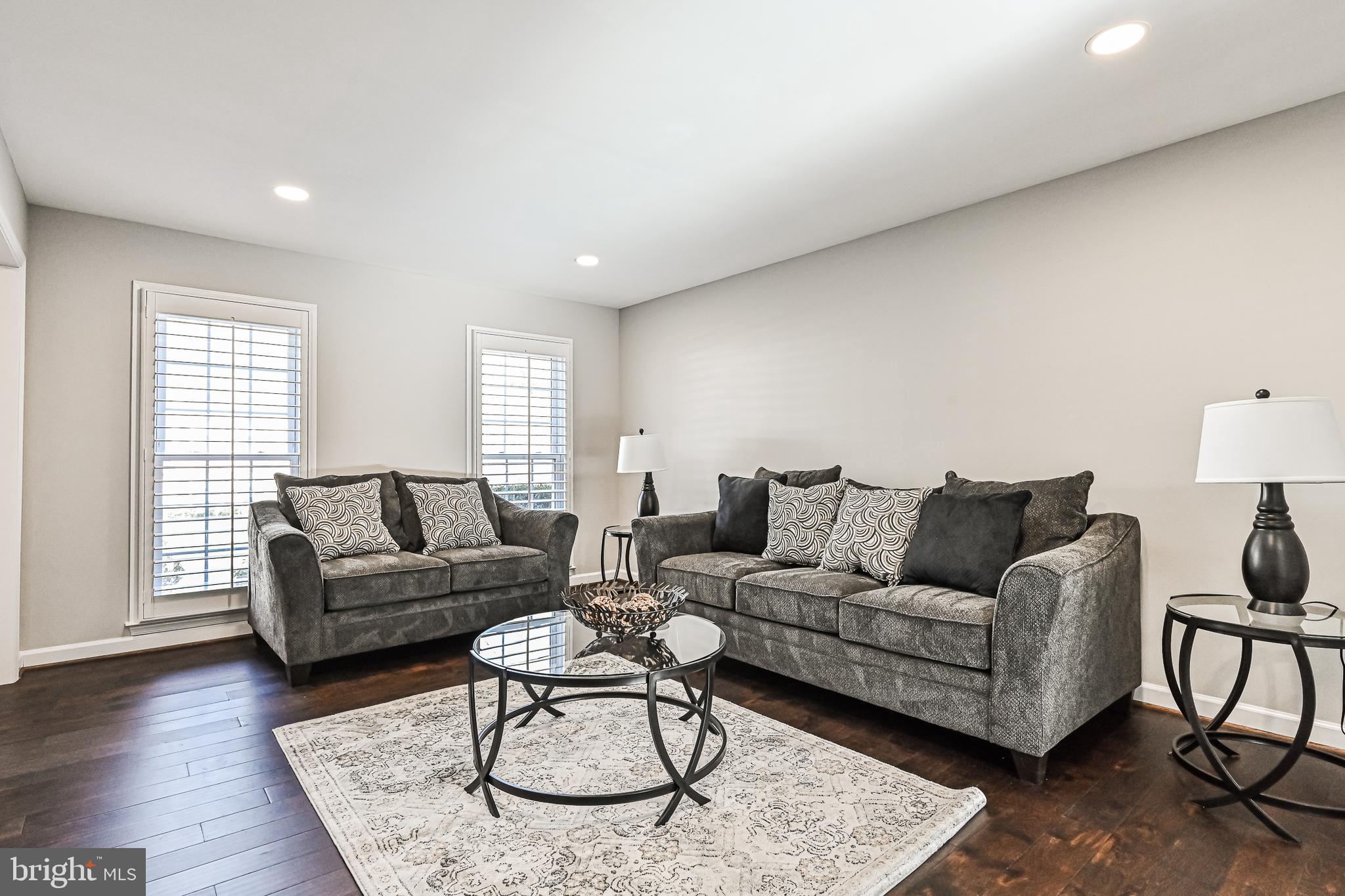 BURKE CENTRE - Residential