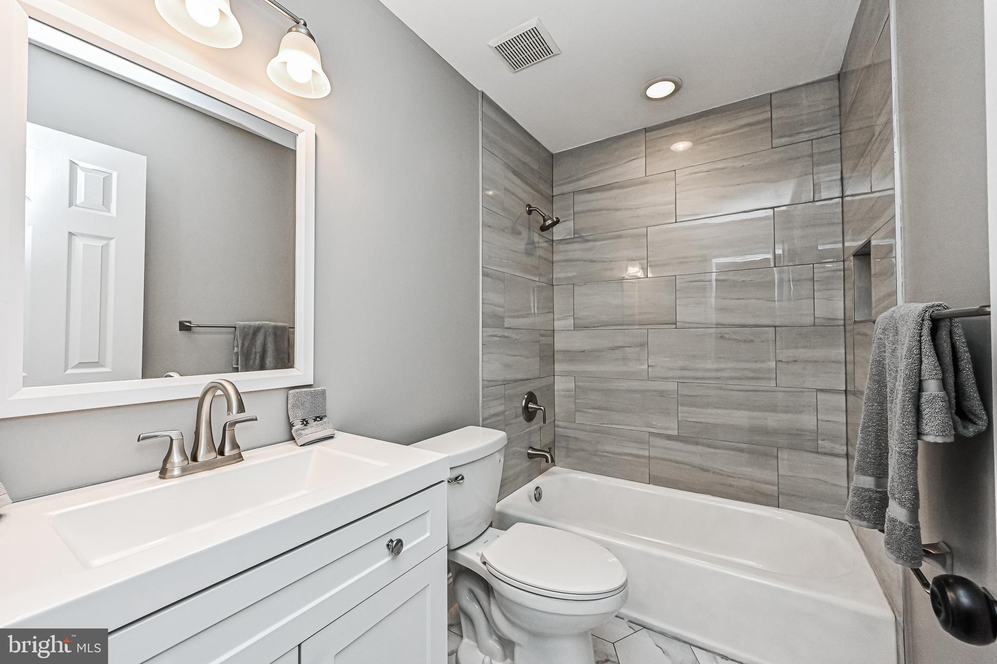 BURKE CENTRE - Residential