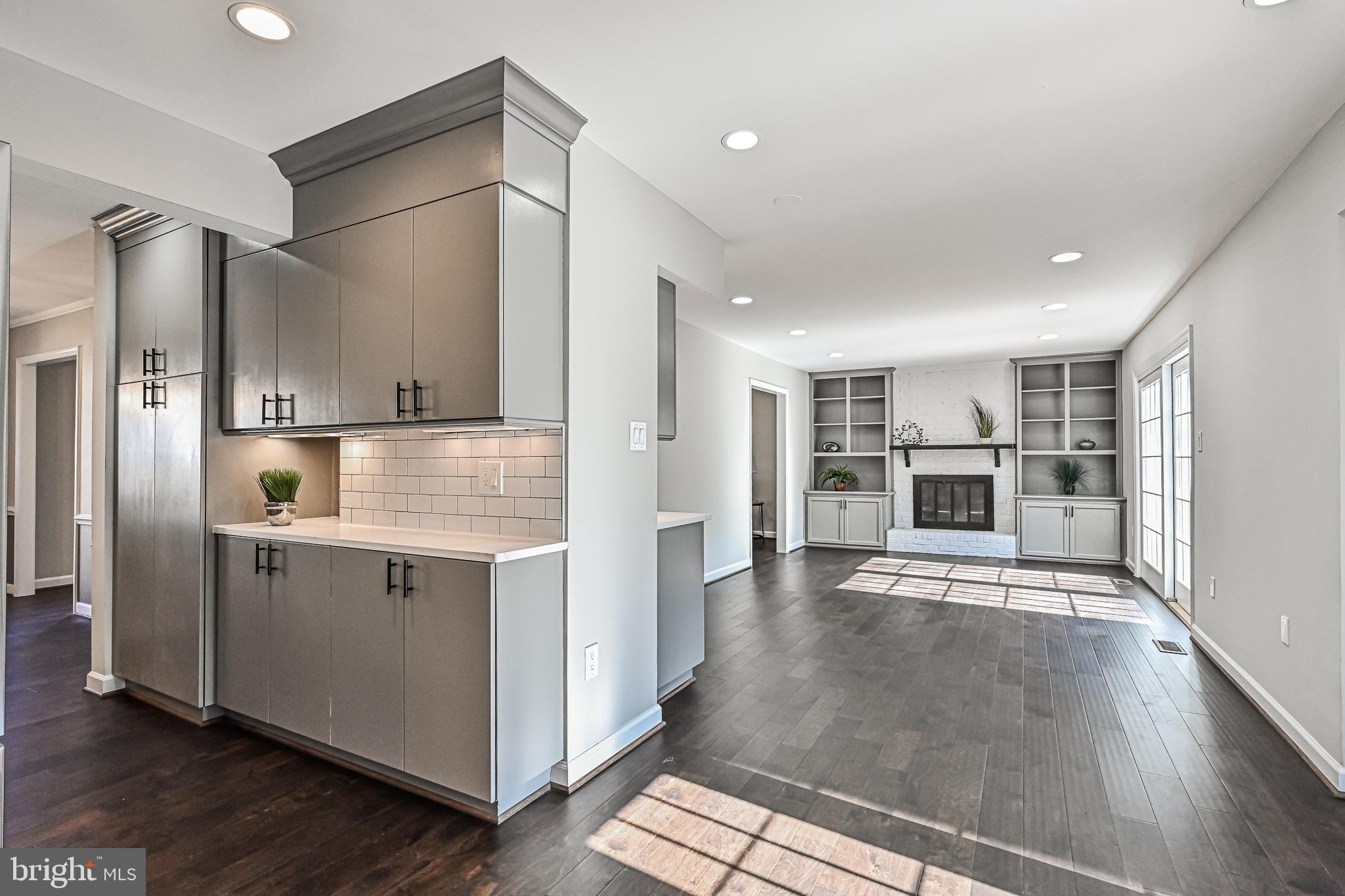 BURKE CENTRE - Residential