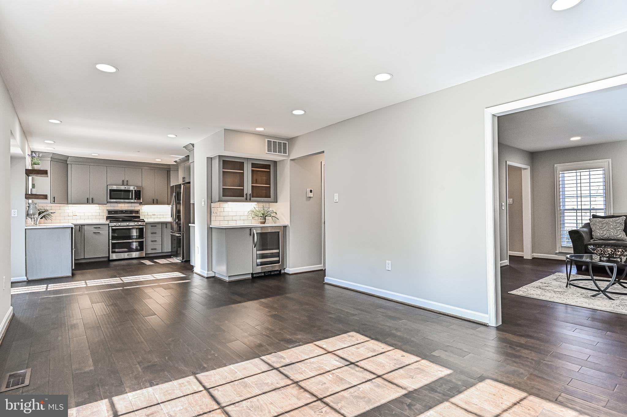 BURKE CENTRE - Residential