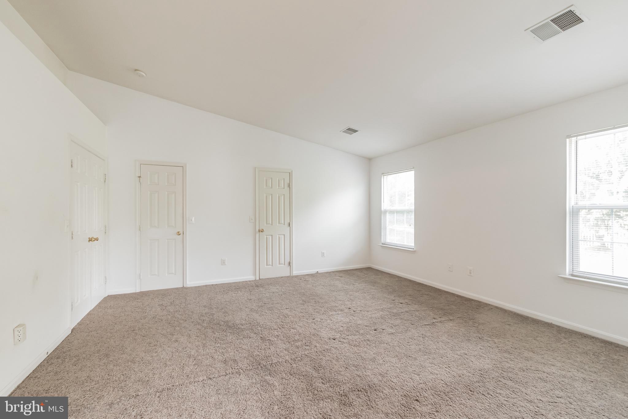 POTOMAC STATION - Residential Lease