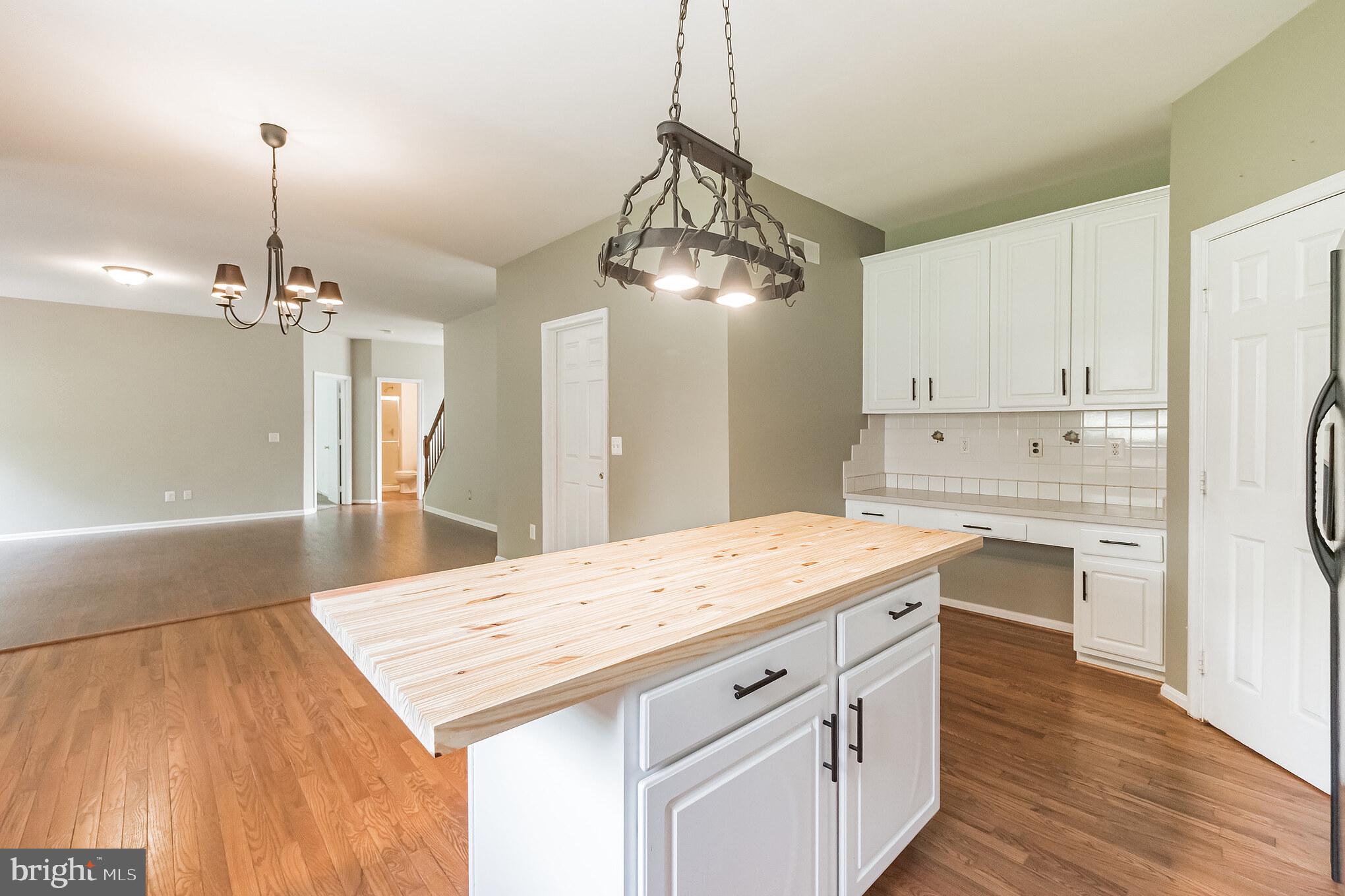 POTOMAC STATION - Residential Lease