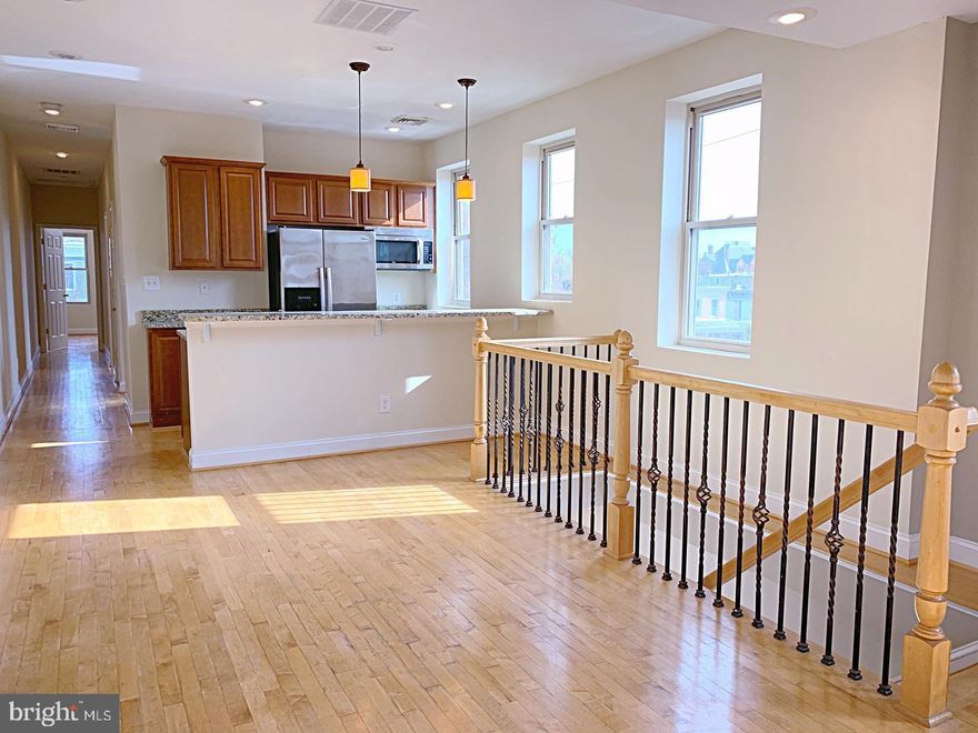 This open concept townhome apartment has two bedrooms and one bathroom. There is a large attached deck that extends off of the living room. Countless windows throughout the apartment set the mood with feelings of freshness and serenity. Being located in the heart of Hamden makes walking to all of your favorite Hampden locations effortless. This home checks all of the boxes.