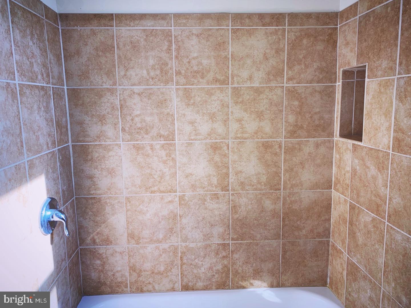 HAMPDEN HISTORIC DISTRICT - Residential Lease