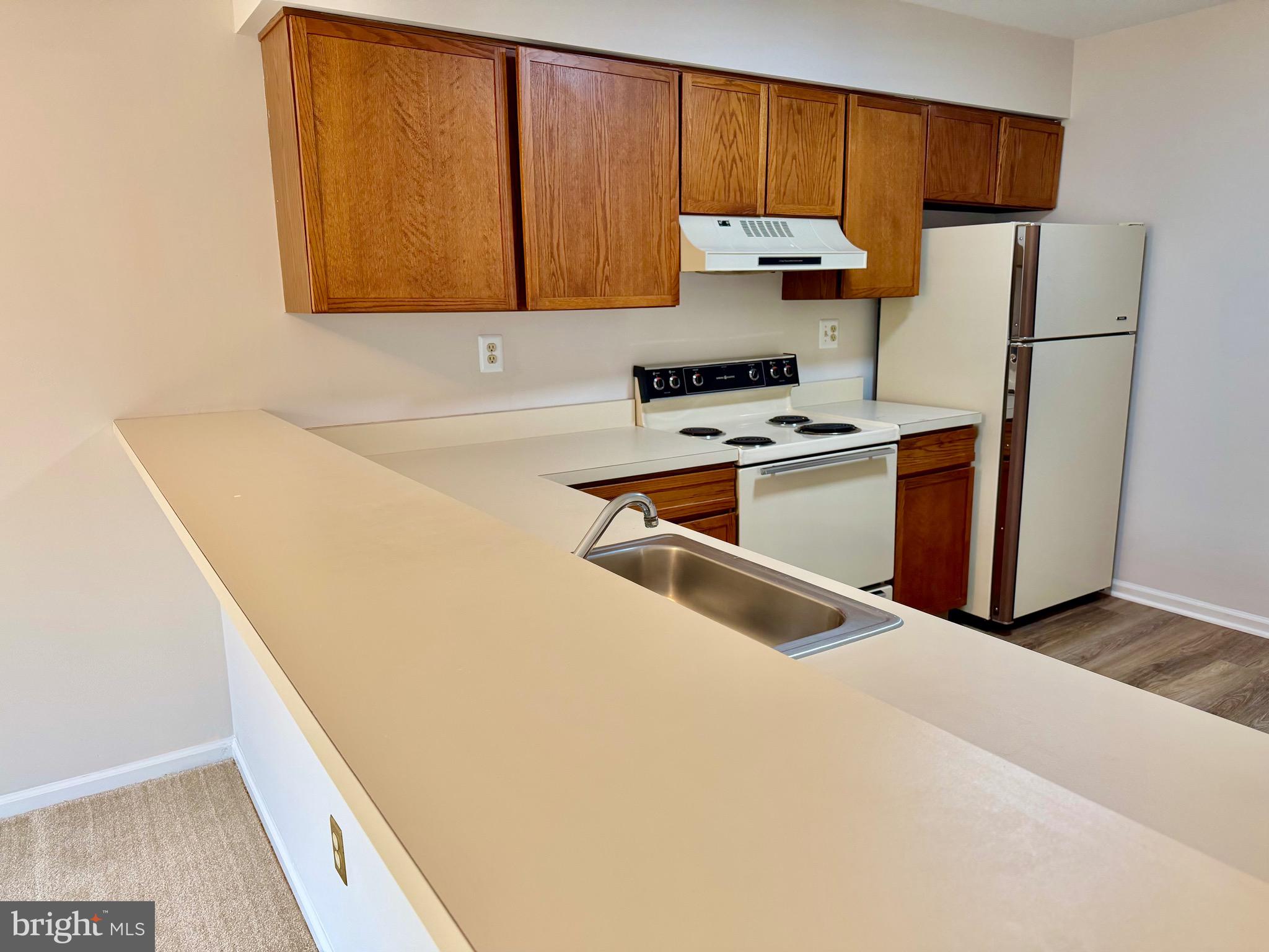 SAW MILL VALLEY II - Residential