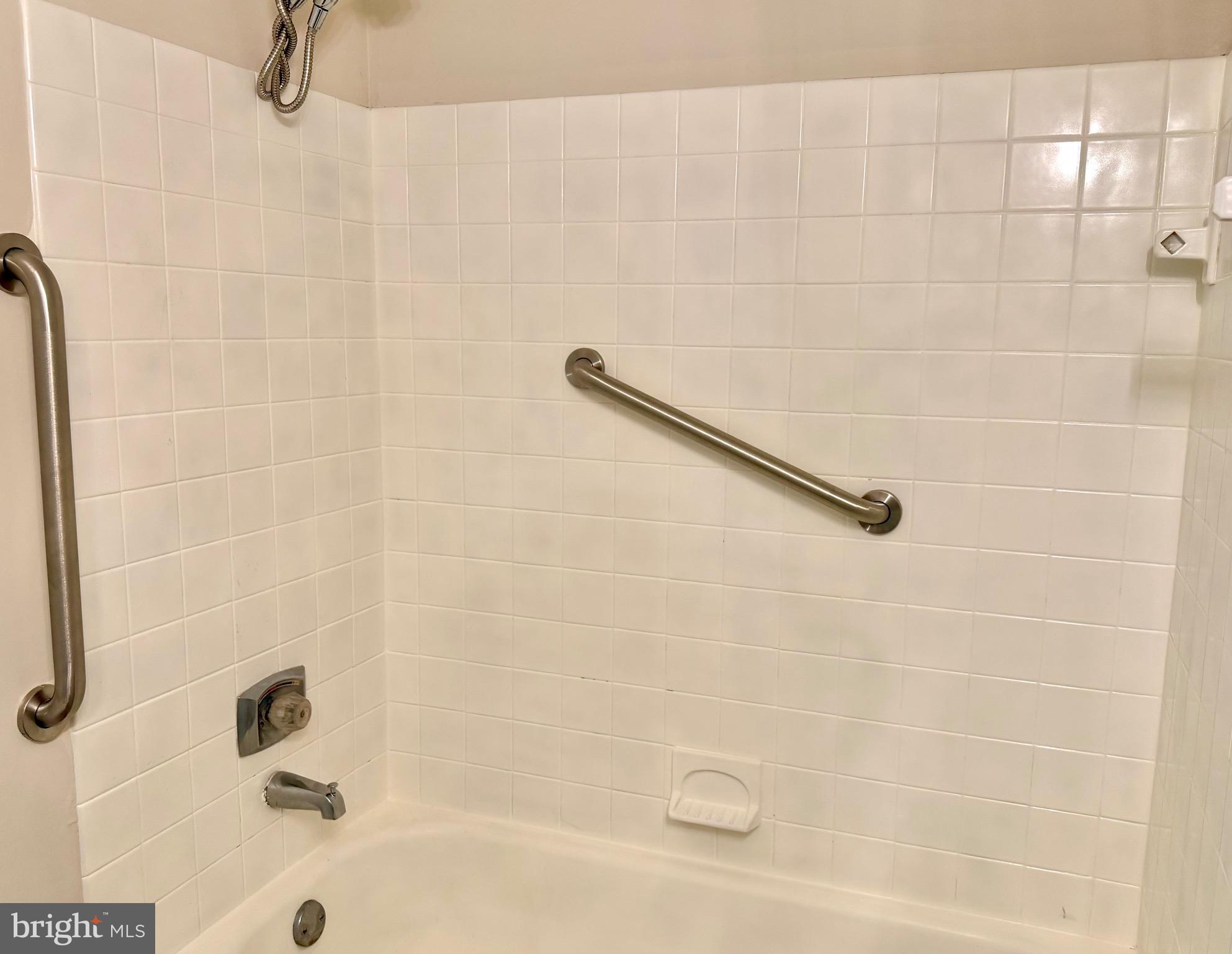 SAW MILL VALLEY II - Residential