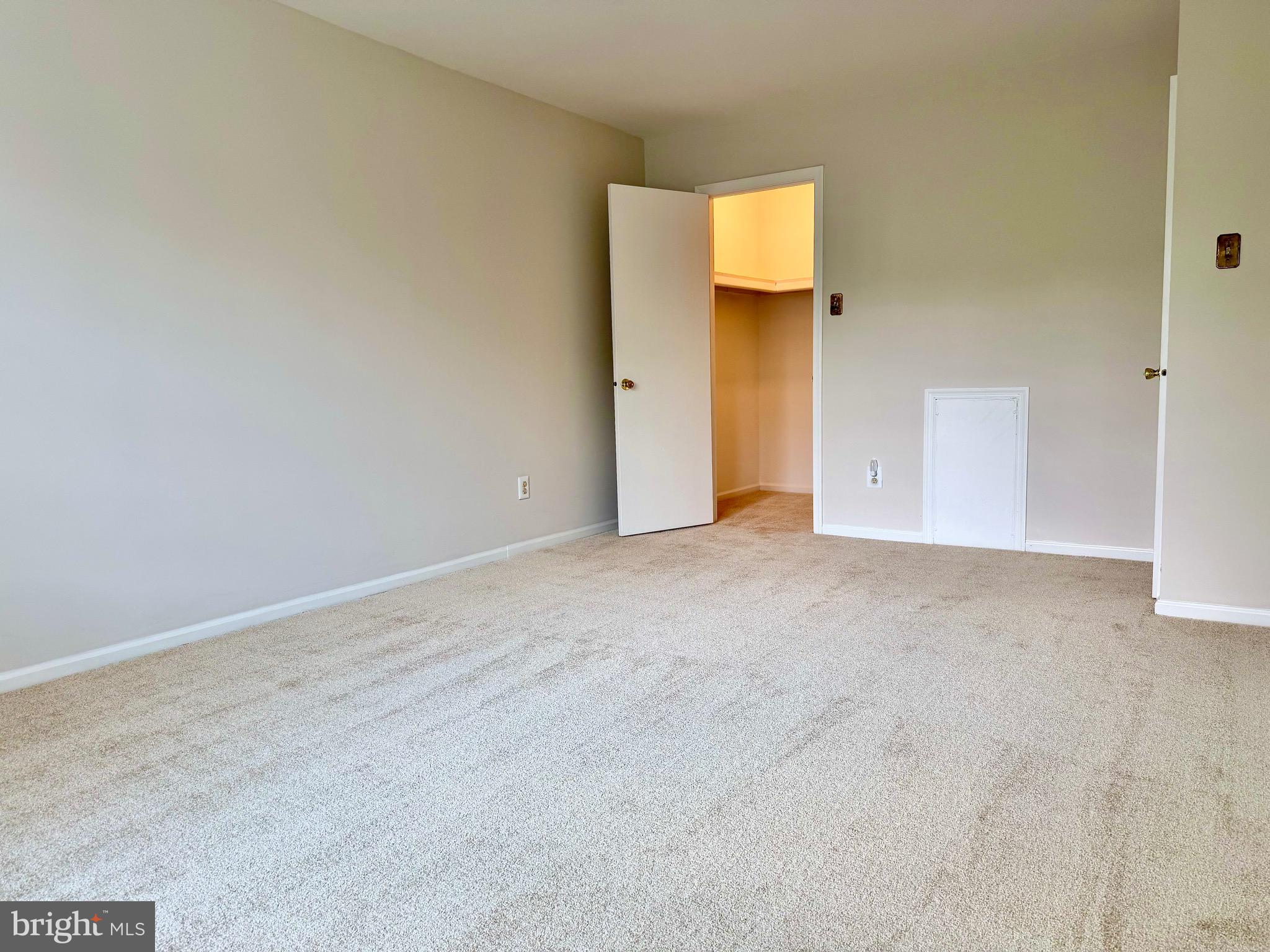 SAW MILL VALLEY II - Residential