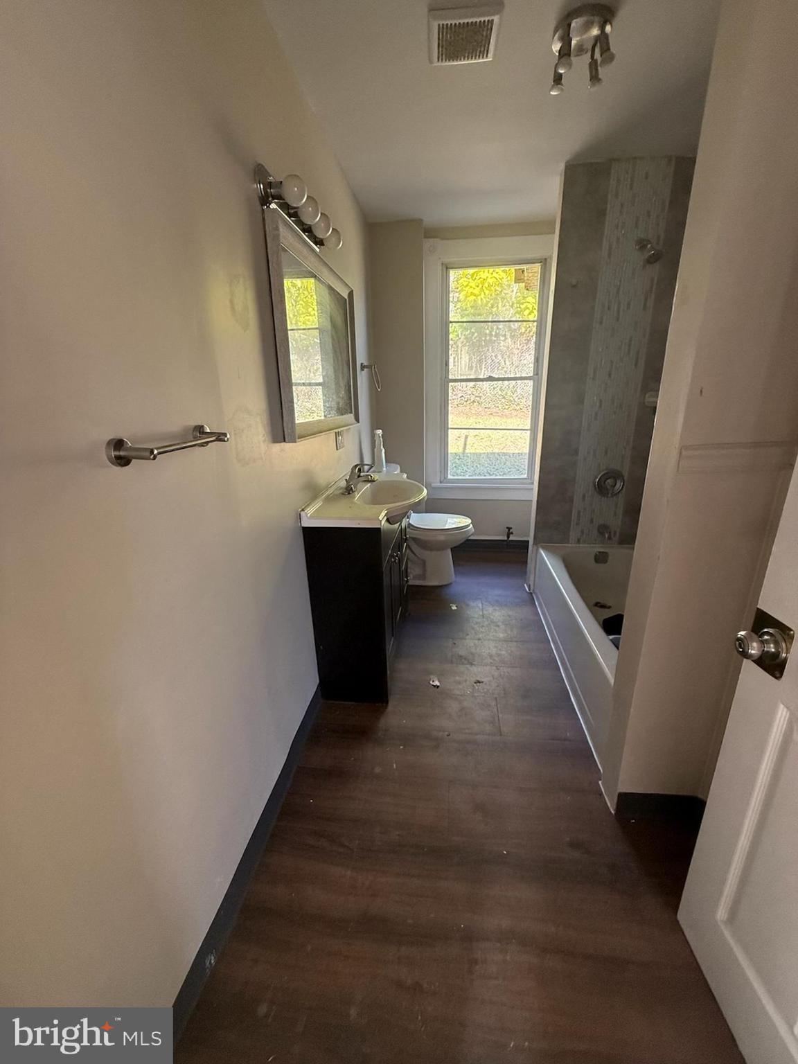 SEAT PLEASANT - Residential