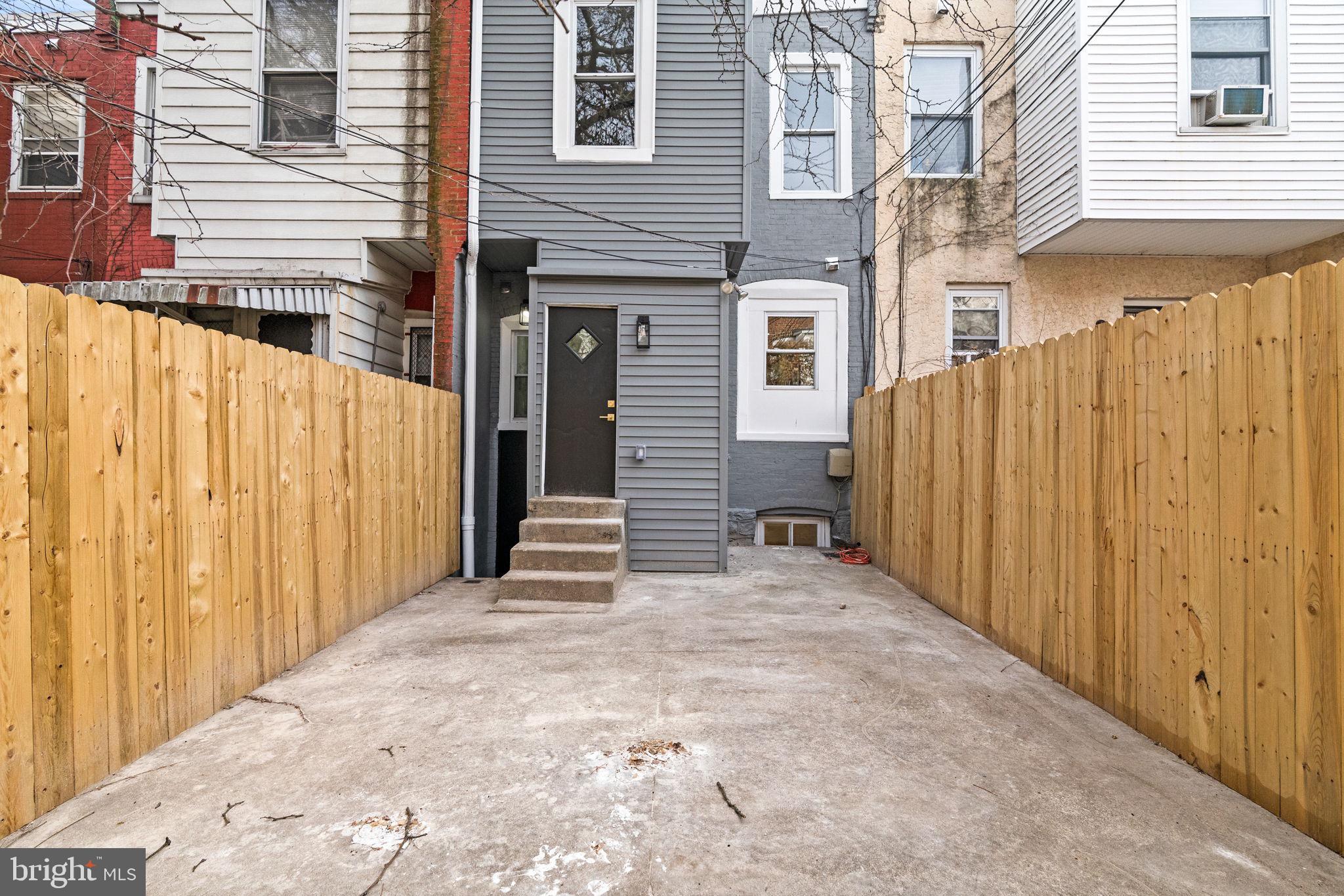 WEST PHILADELPHIA - Residential