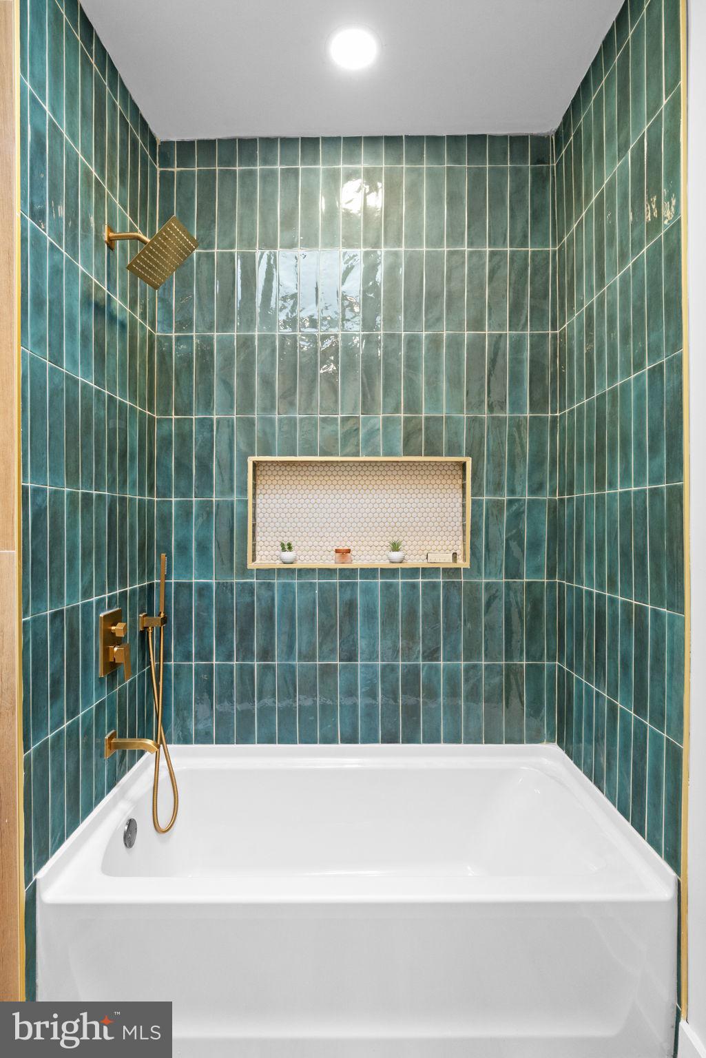 WEST PHILADELPHIA - Residential