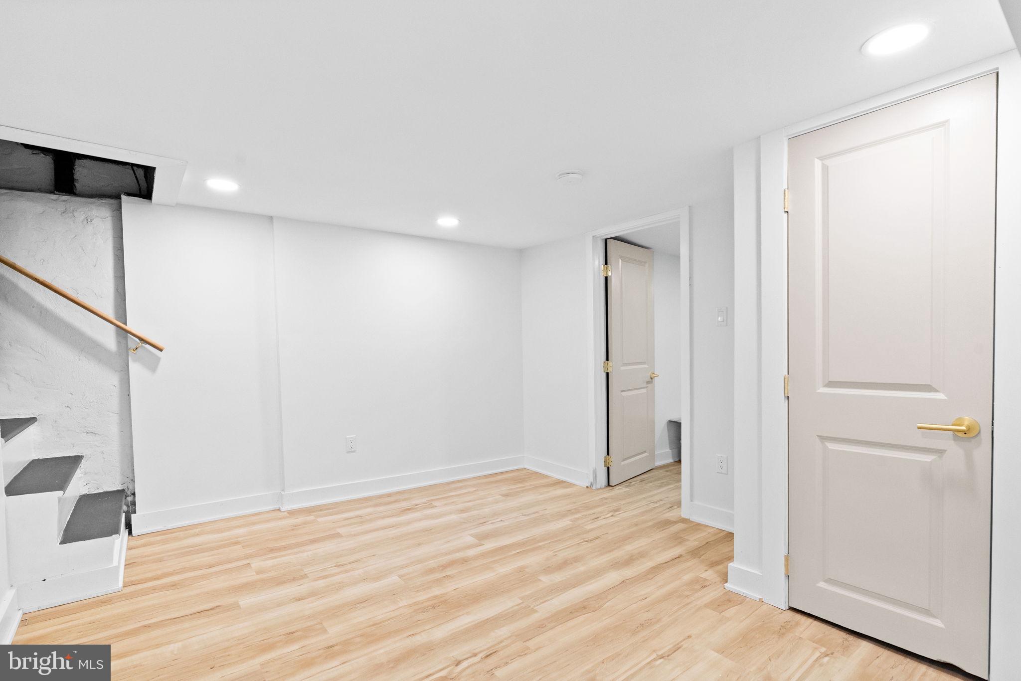 WEST PHILADELPHIA - Residential