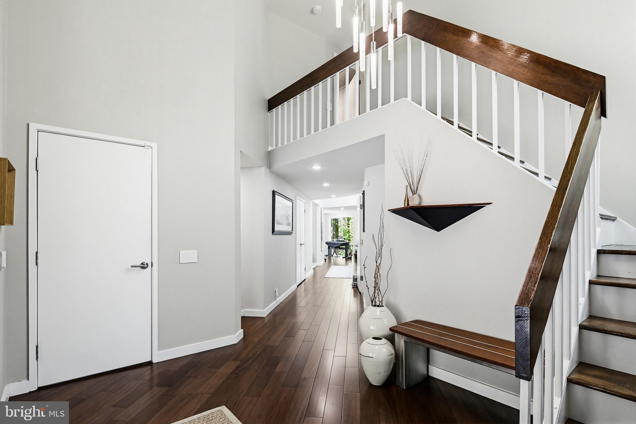 SWANSFIELD - Residential