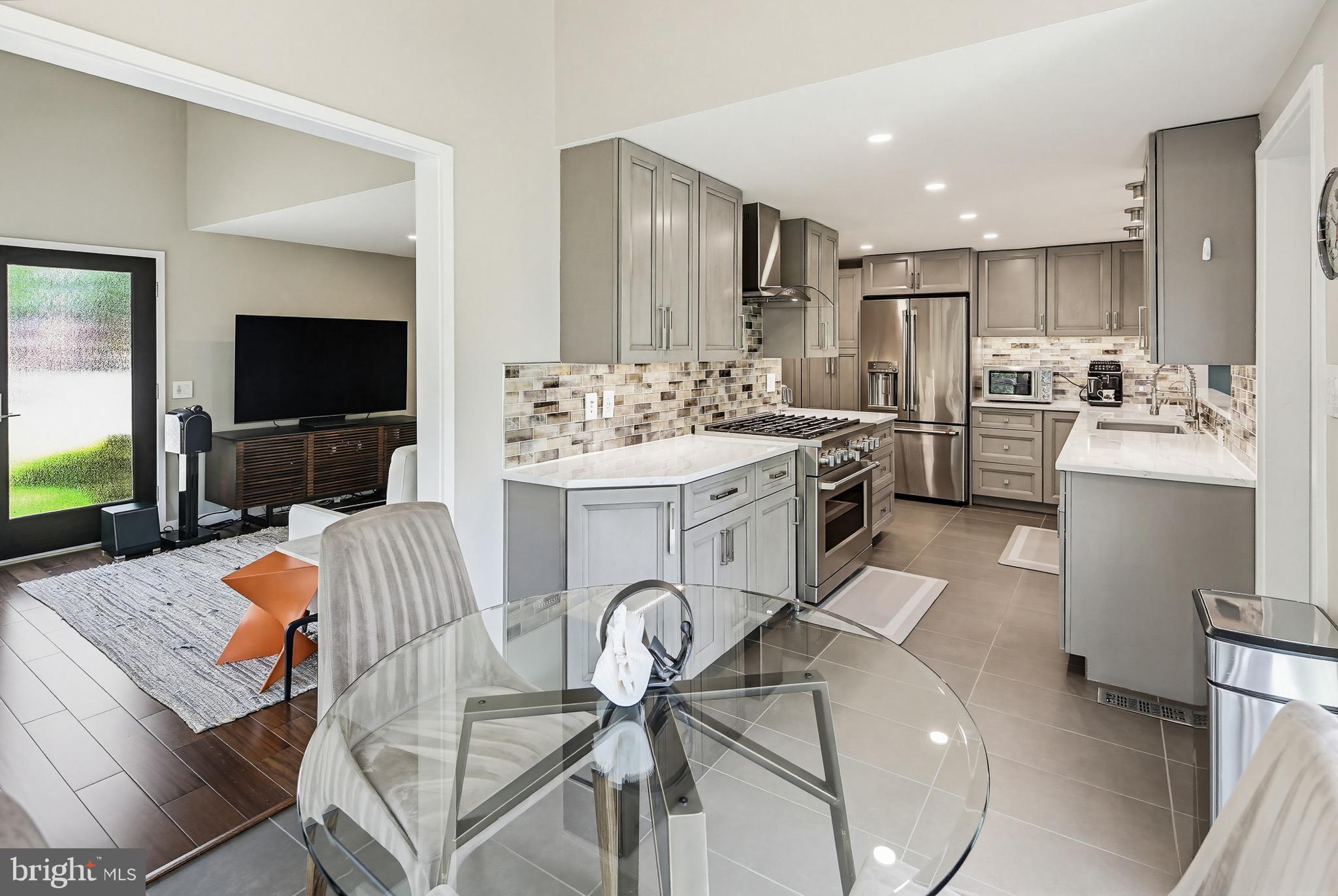 SWANSFIELD - Residential