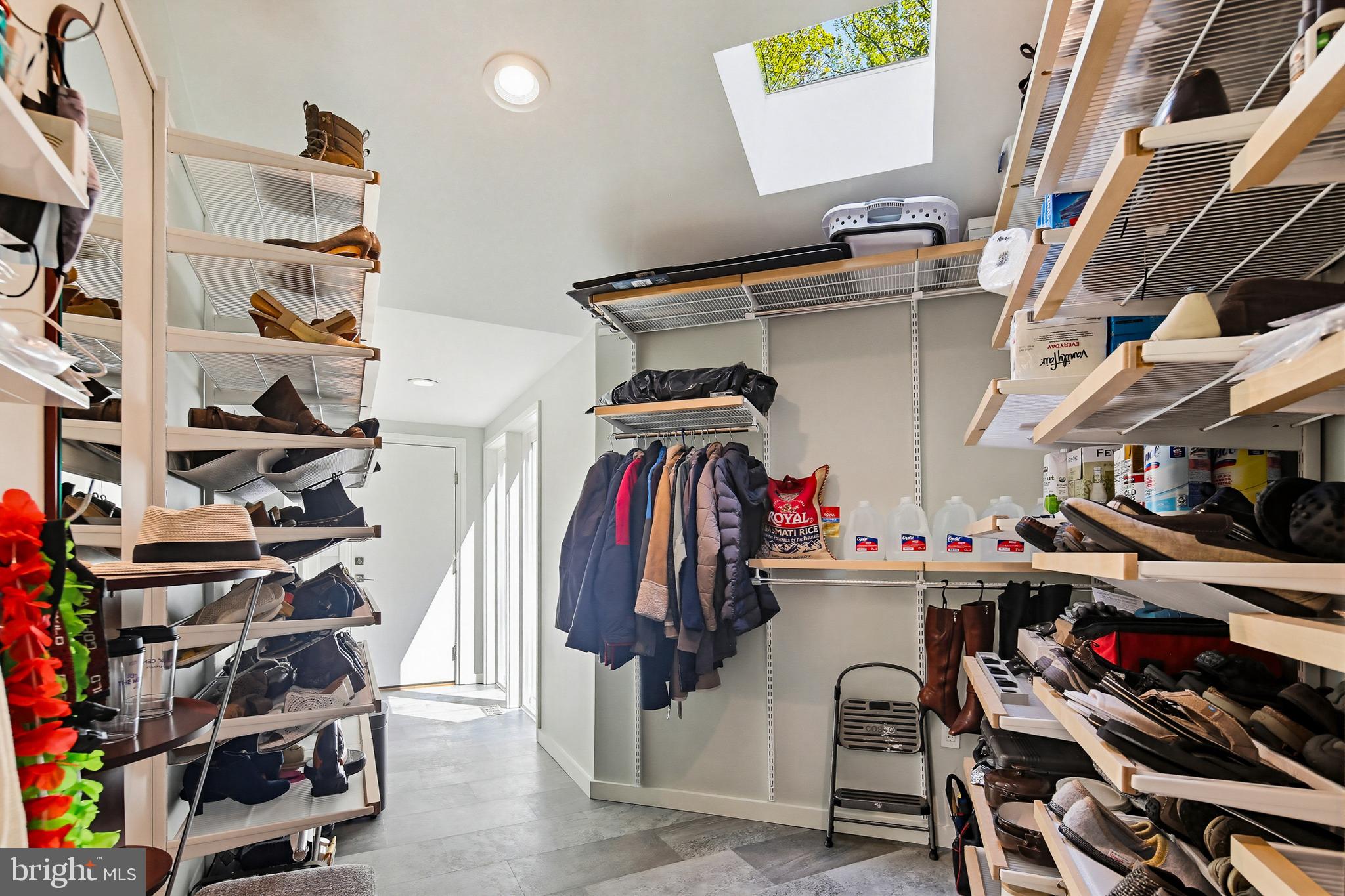 SWANSFIELD - Residential