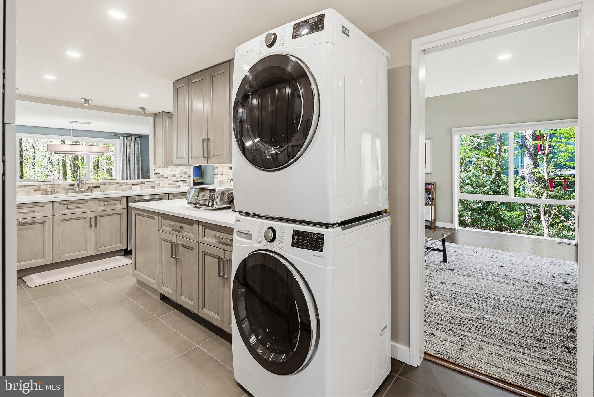 SWANSFIELD - Residential