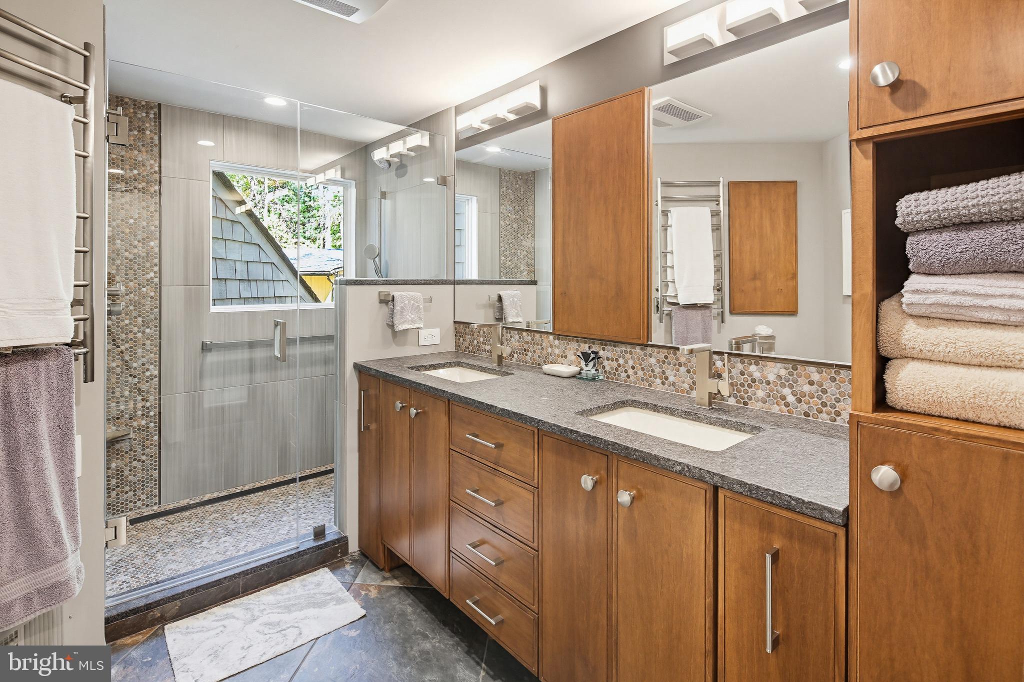 SWANSFIELD - Residential