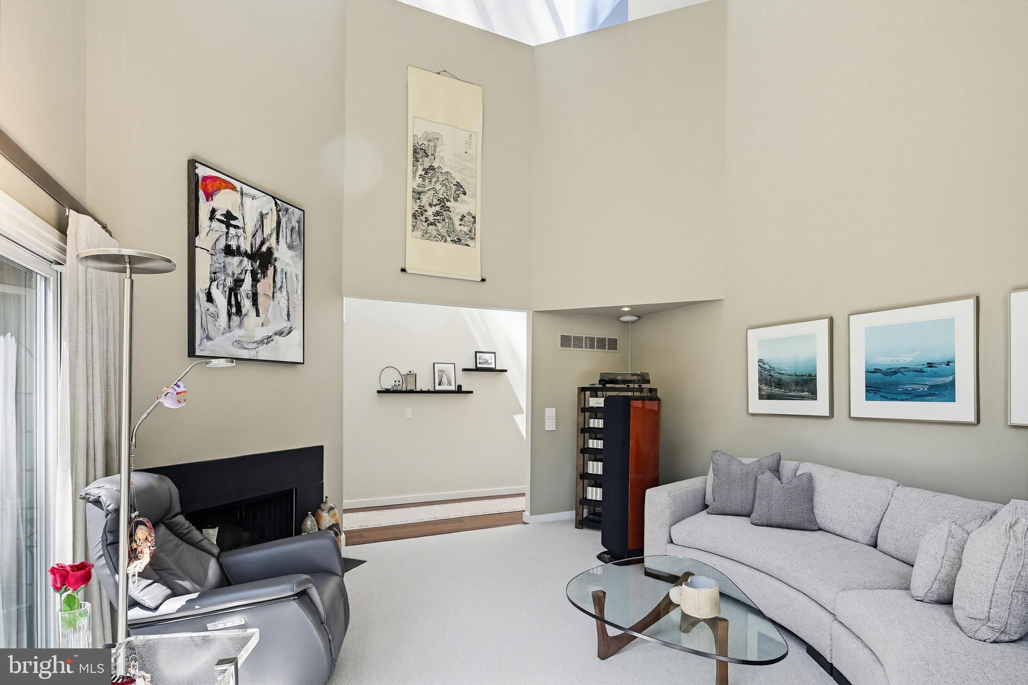 SWANSFIELD - Residential