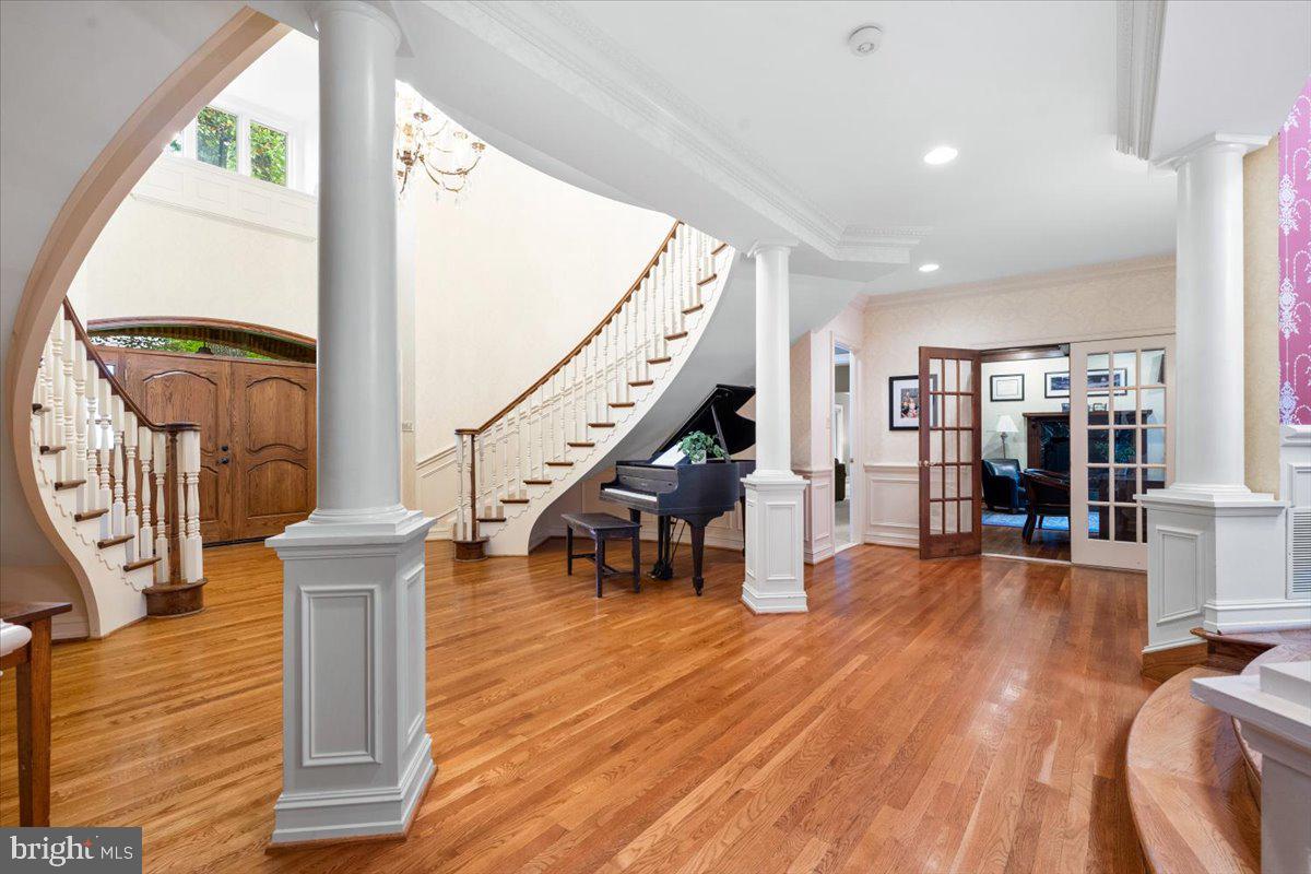 WHITE FLINT SPRINGS - Residential