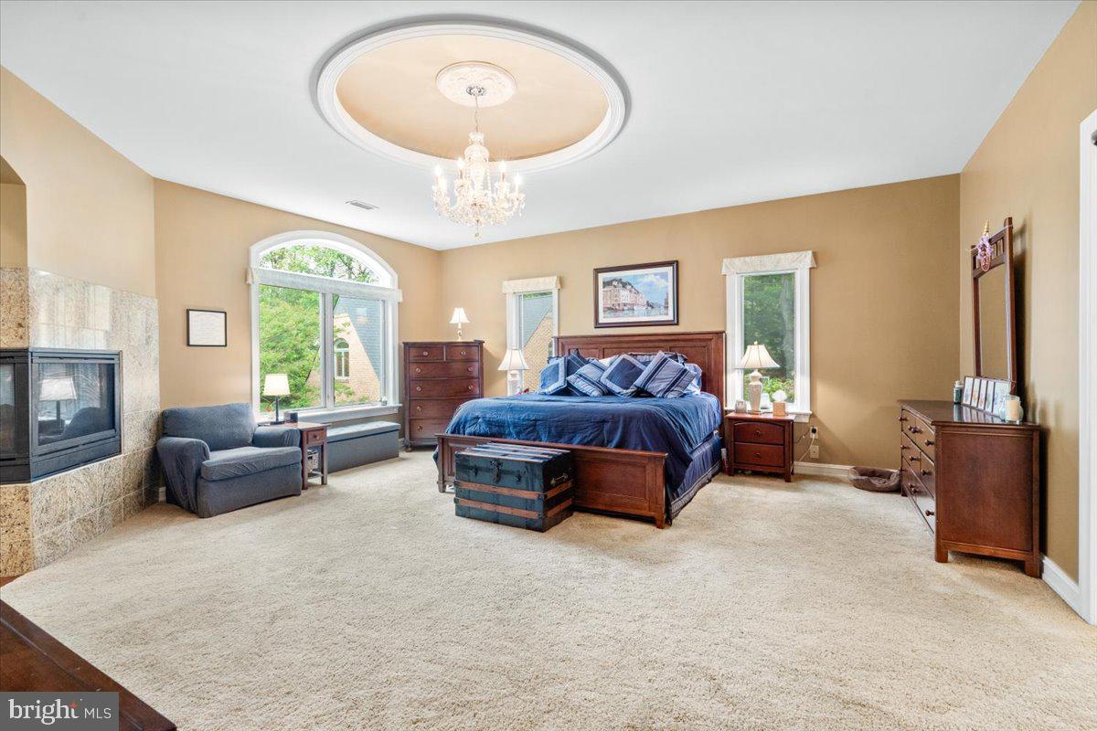 WHITE FLINT SPRINGS - Residential