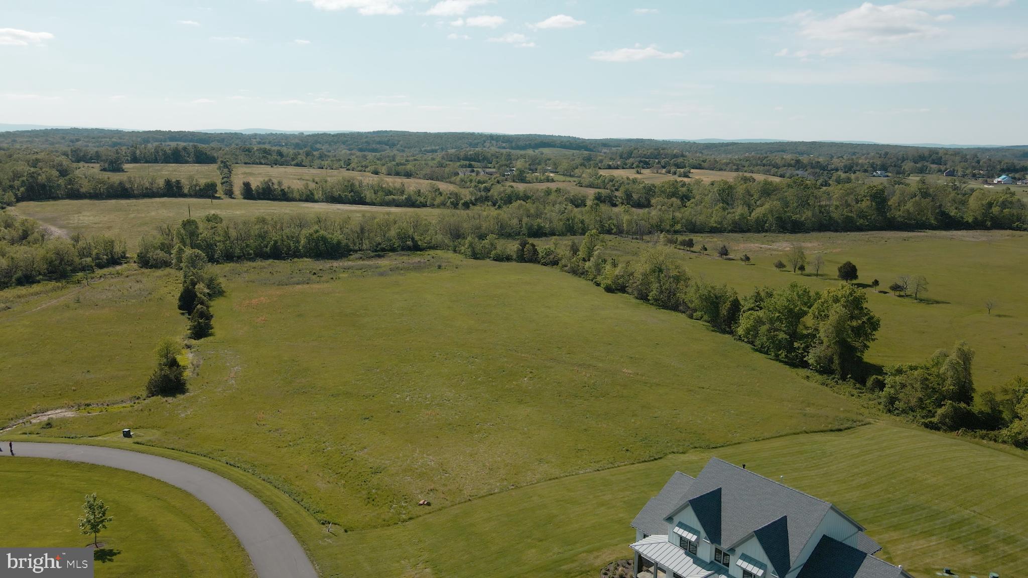 CREIGHTON FARMS - Land