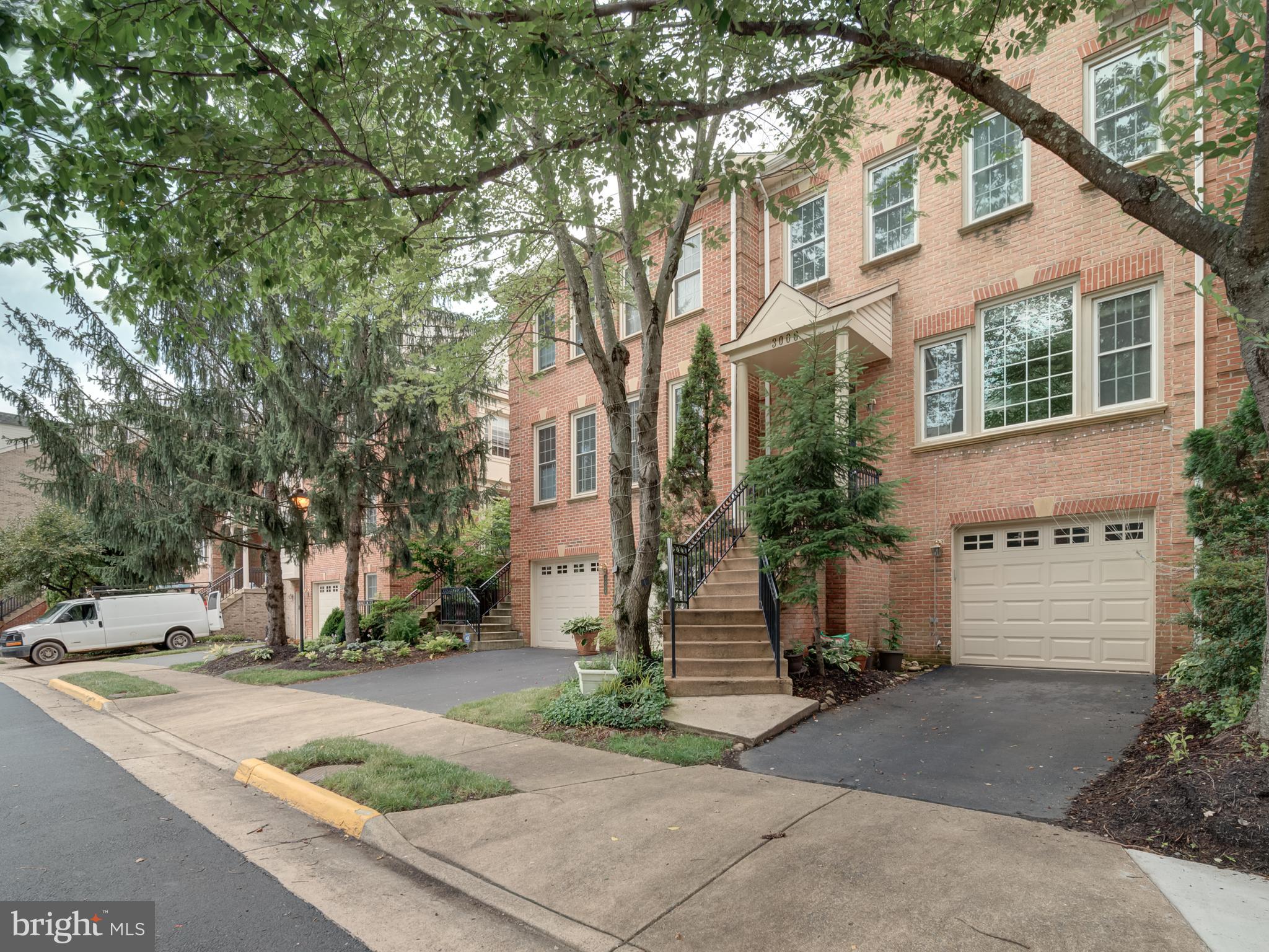 3006 FALLSWOOD GLEN COURT