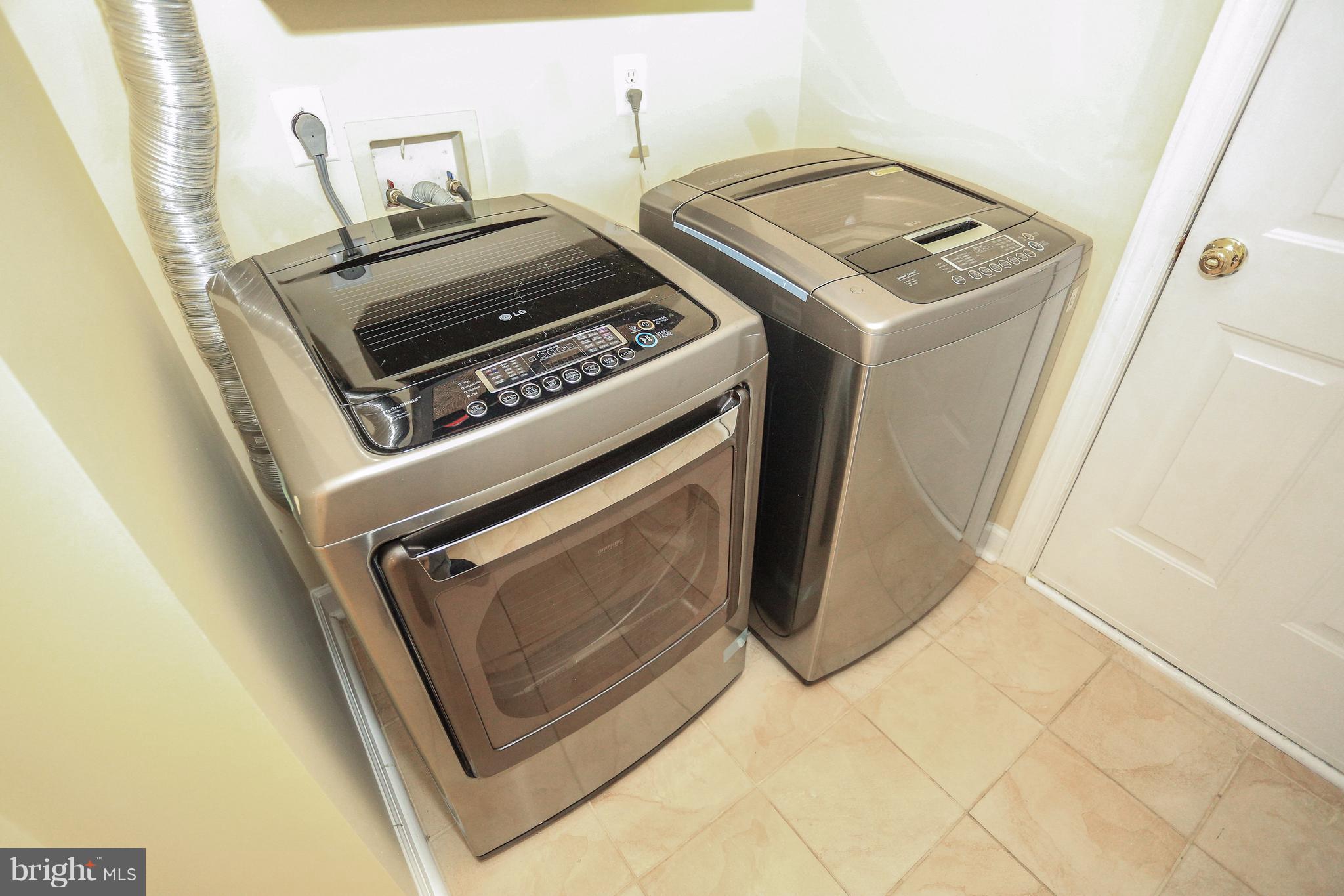 CARR AT CEDAR LAKES - Residential