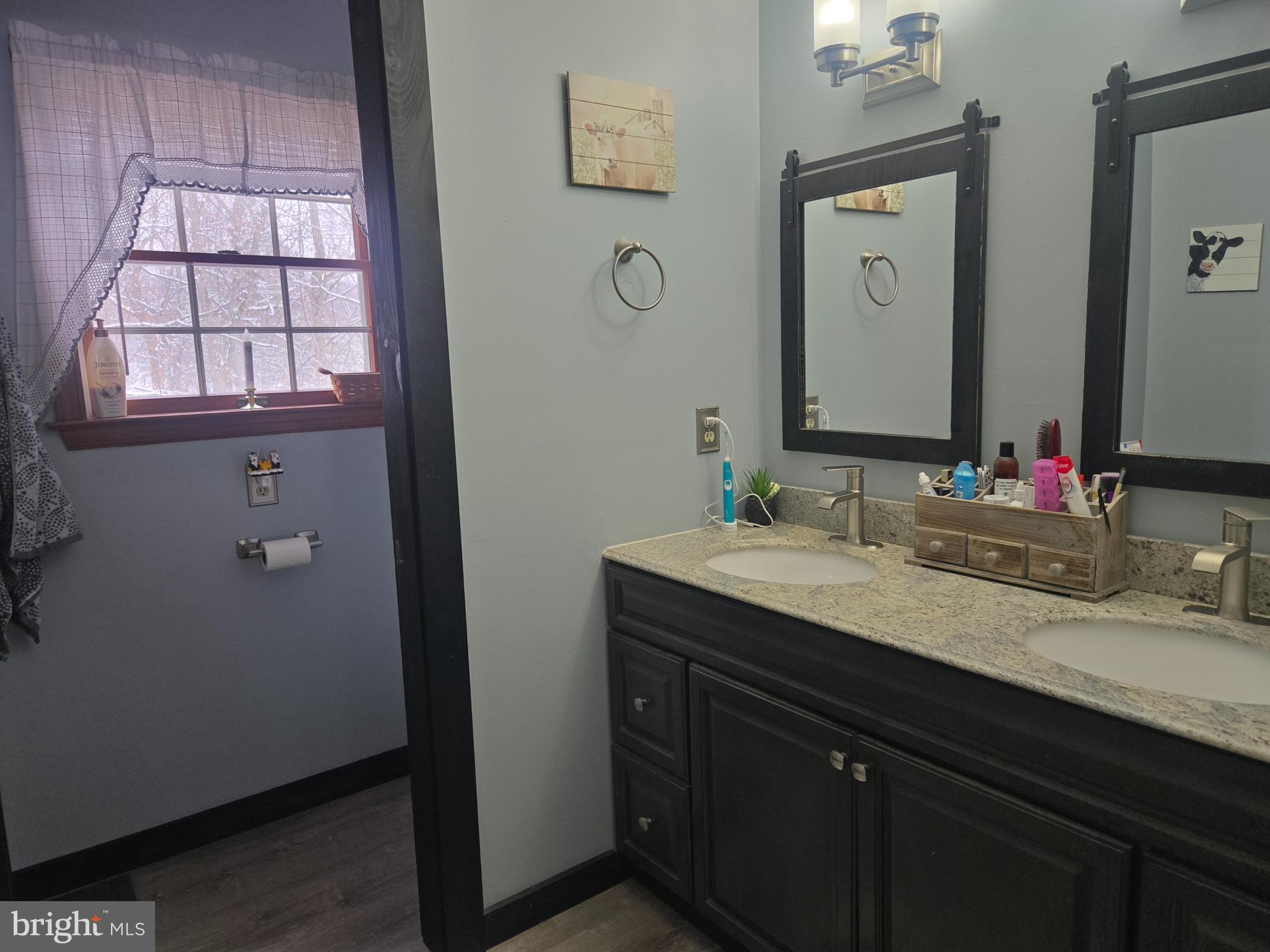 CHINKAPIN OAKS - Residential