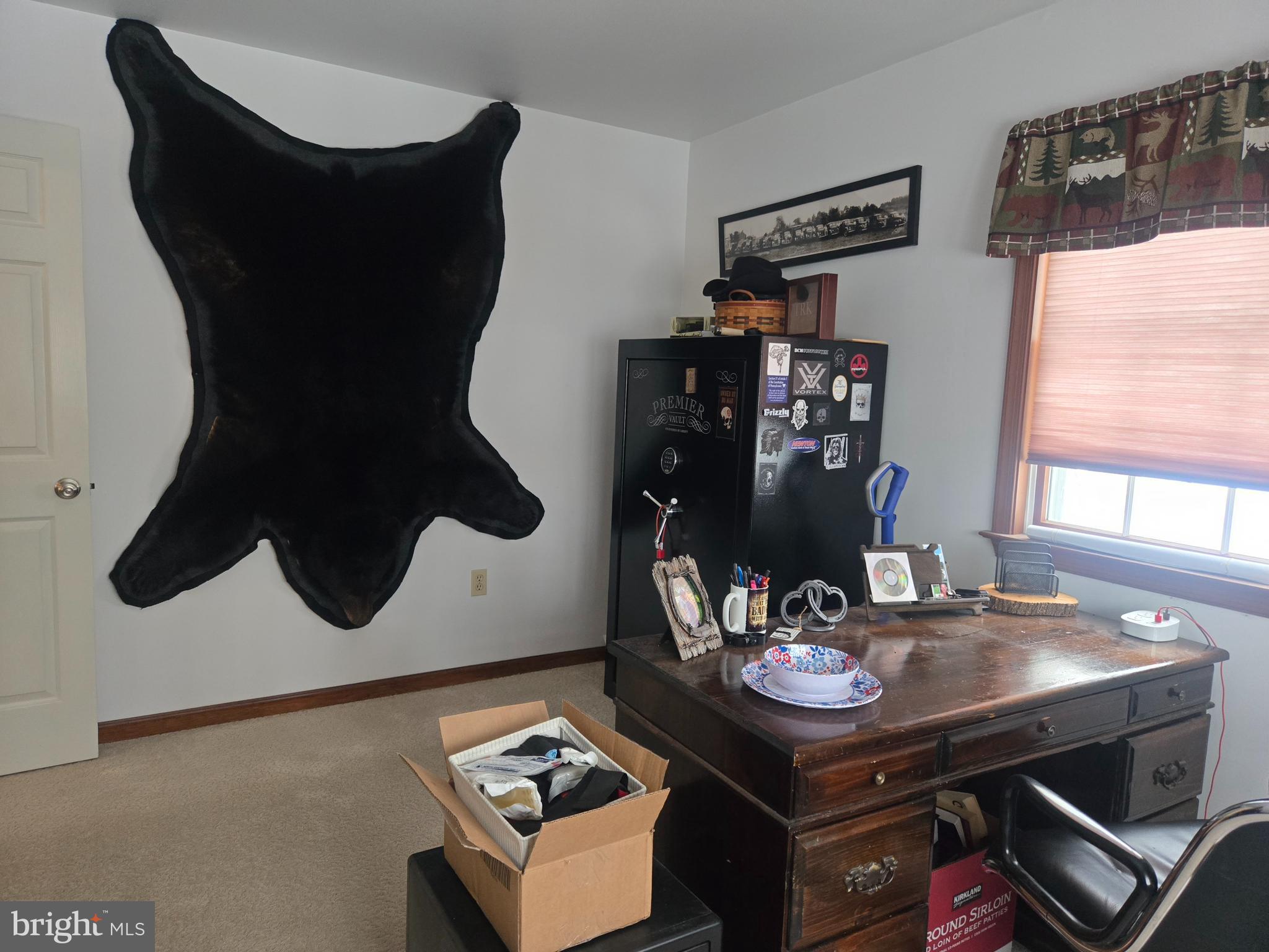 CHINKAPIN OAKS - Residential