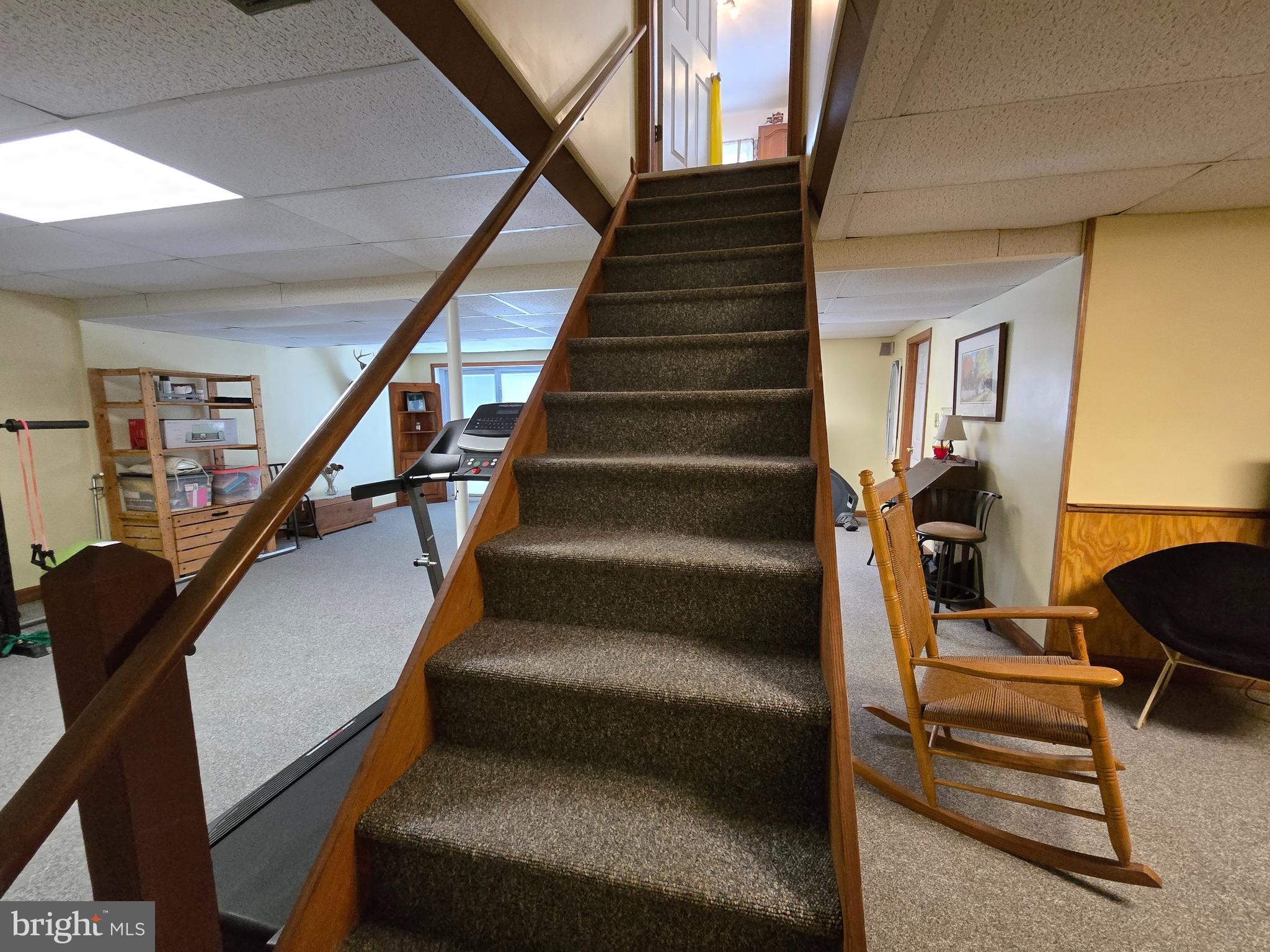 CHINKAPIN OAKS - Residential