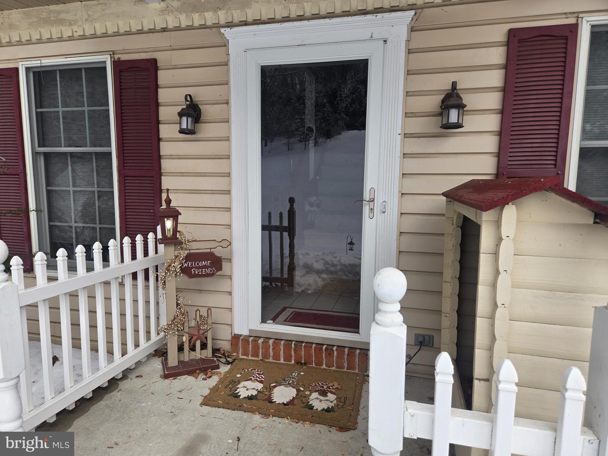 CHINKAPIN OAKS - Residential