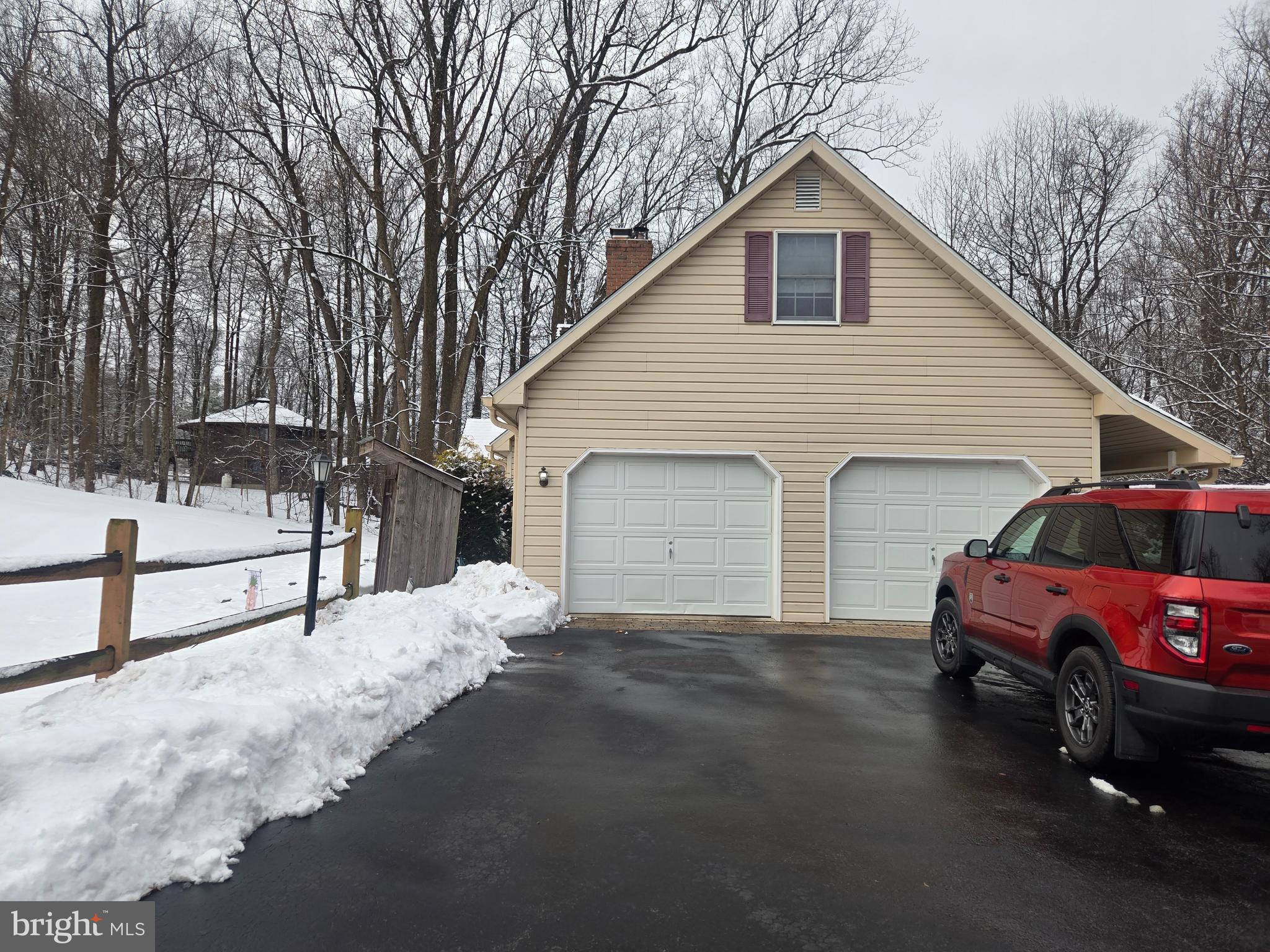 CHINKAPIN OAKS - Residential