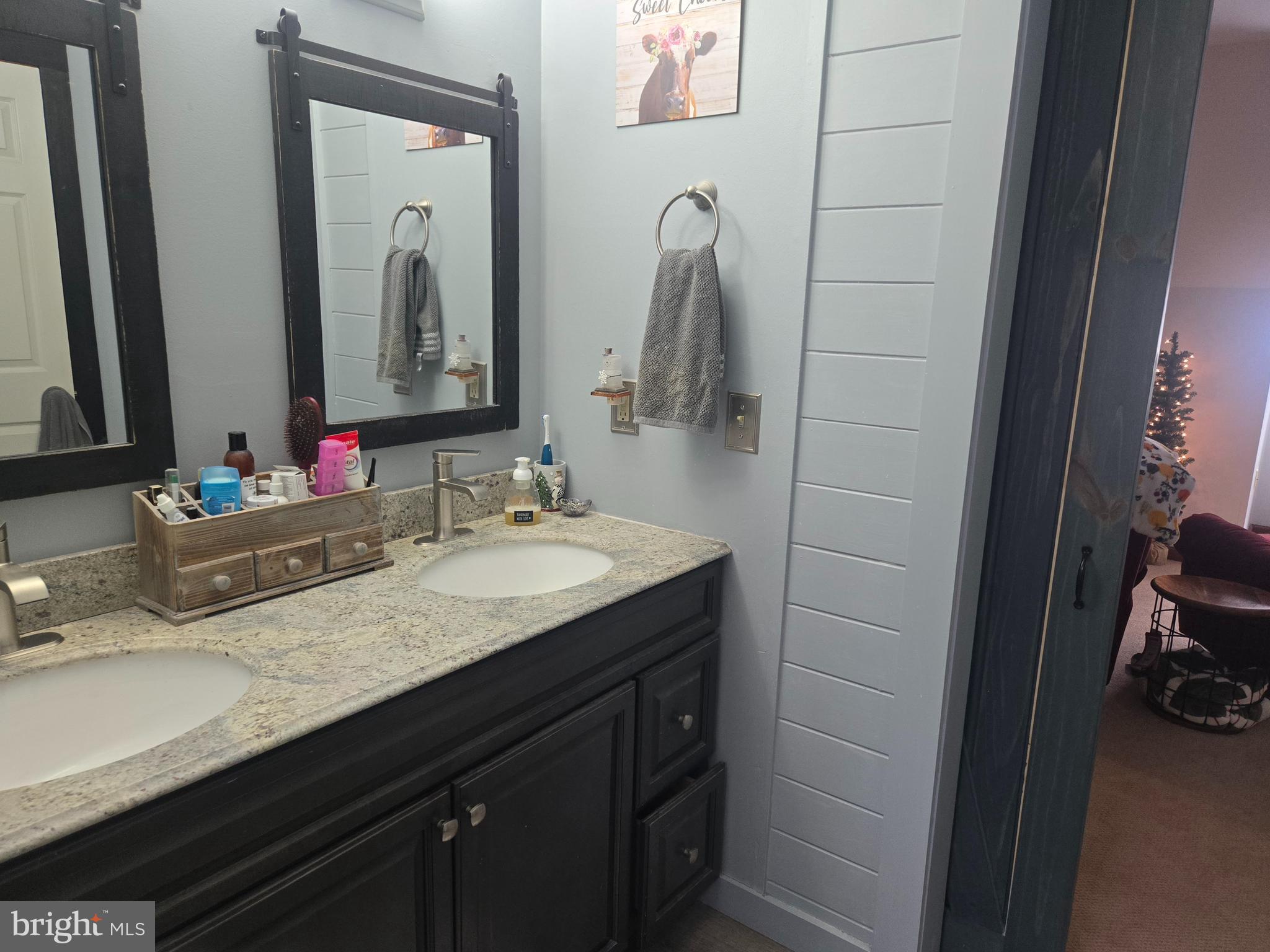 CHINKAPIN OAKS - Residential