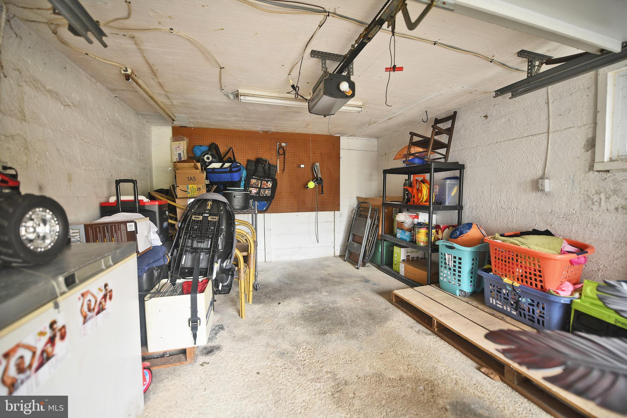 LINWOOD - Residential