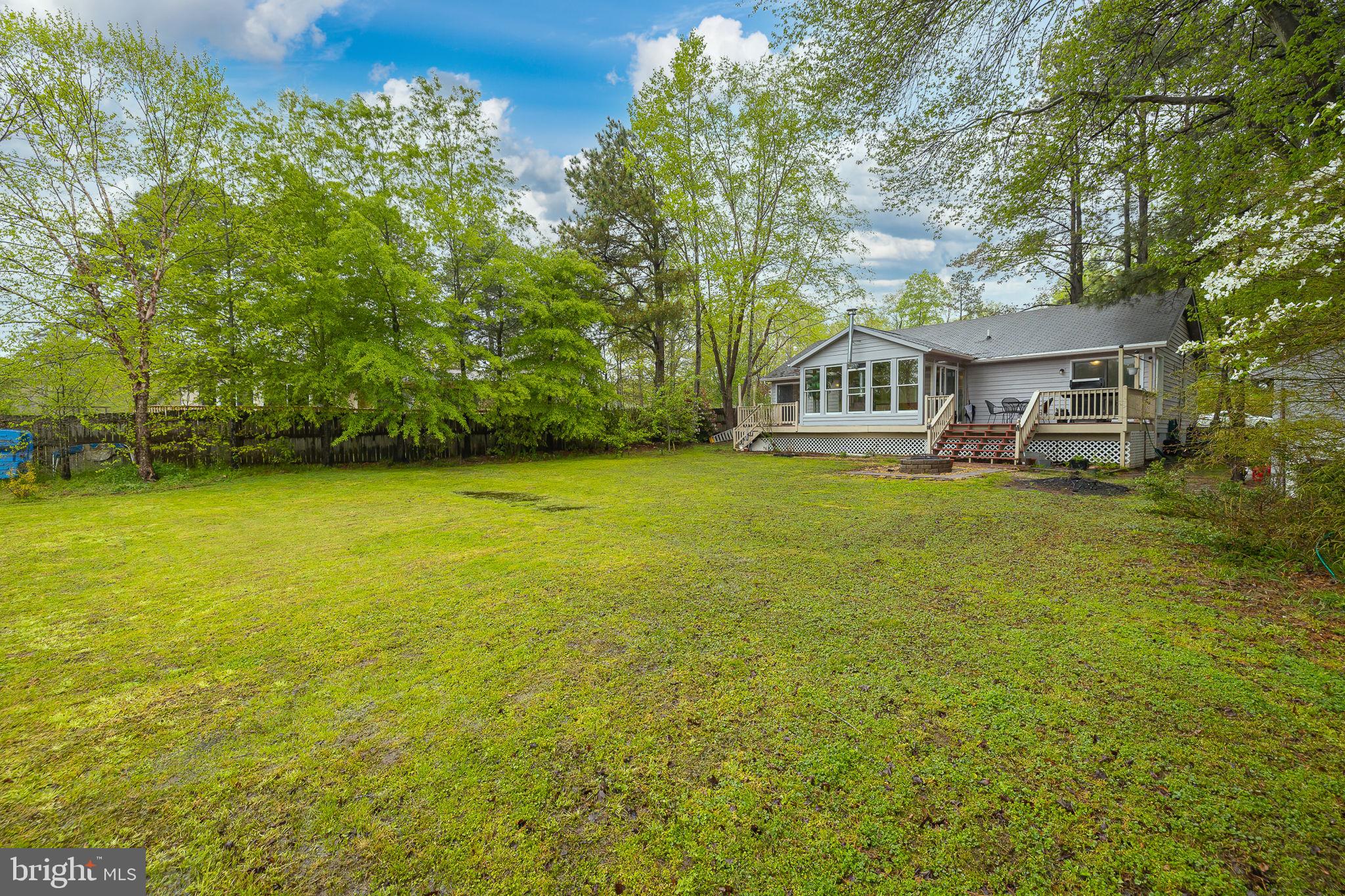 LAKE LAND OR - Residential