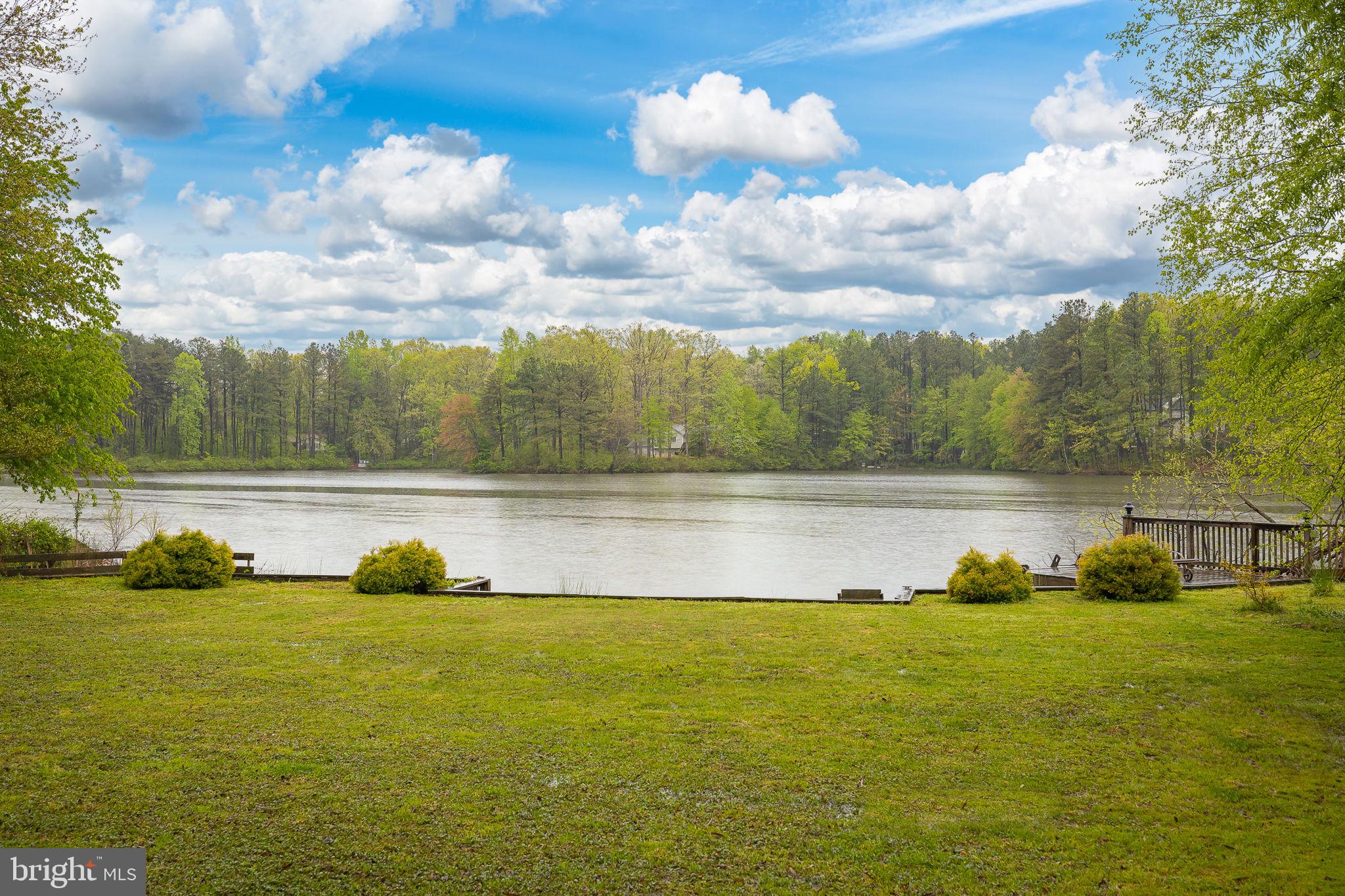 LAKE LAND OR - Residential