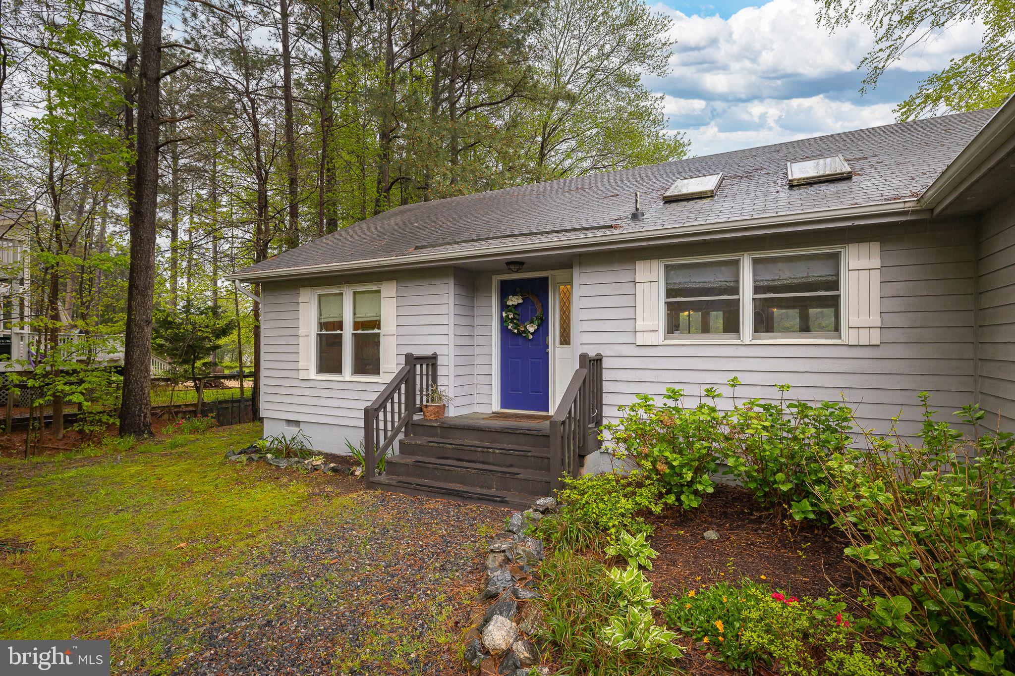 LAKE LAND OR - Residential