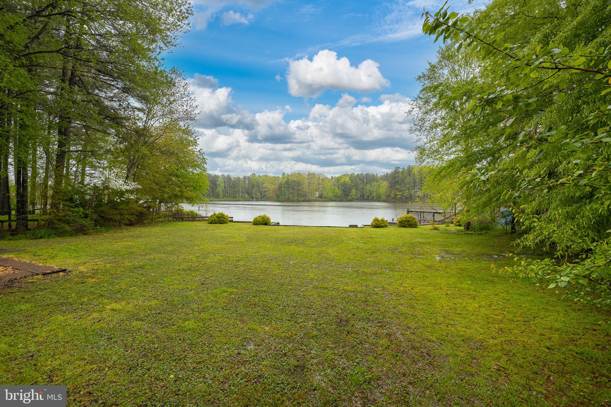 LAKE LAND OR - Residential