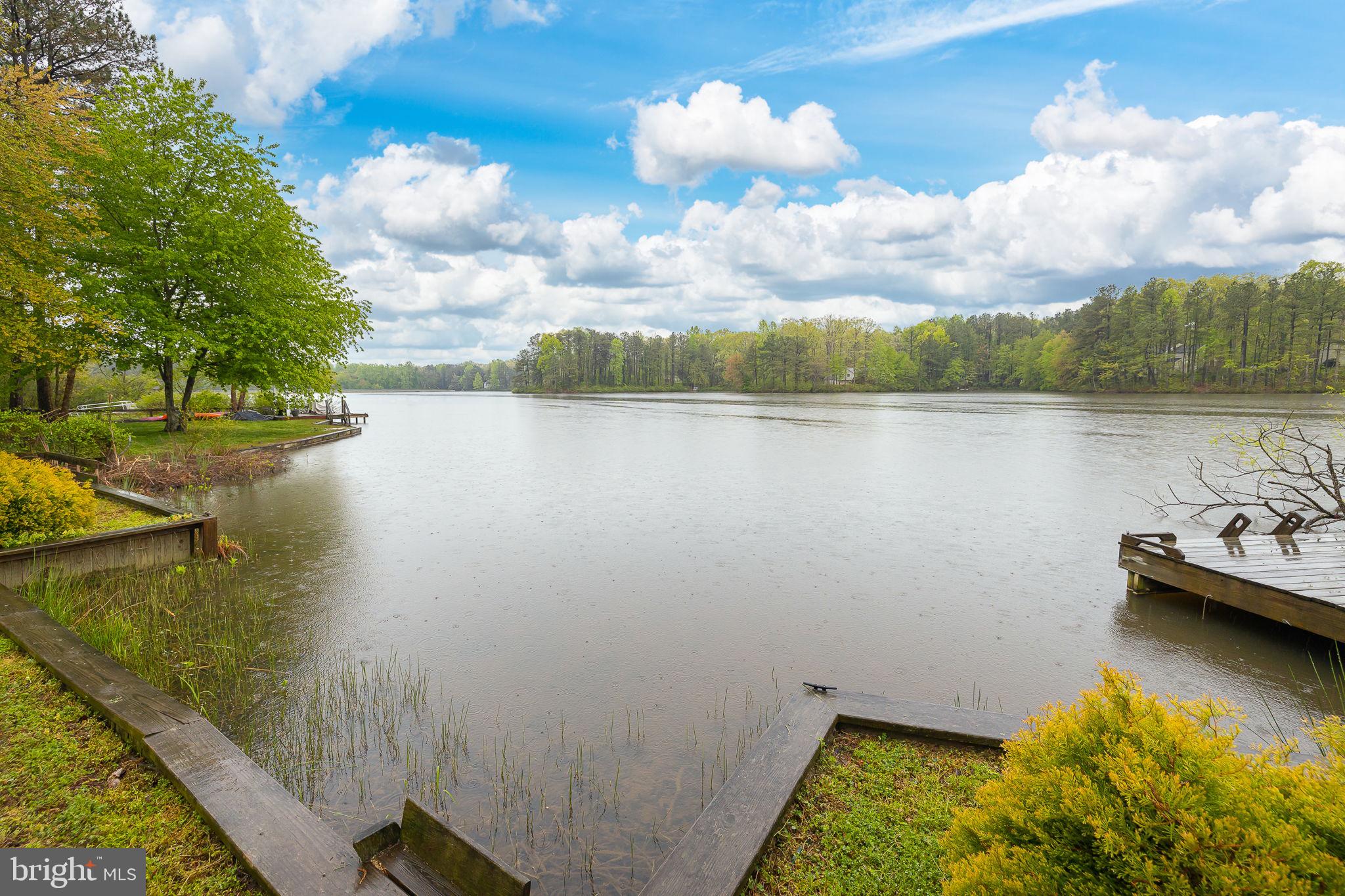 LAKE LAND OR - Residential