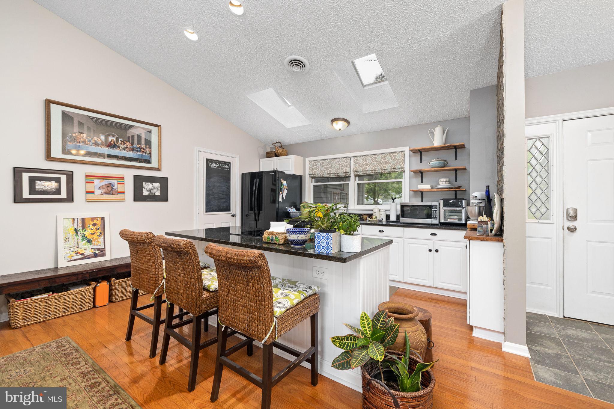 LAKE LAND OR - Residential