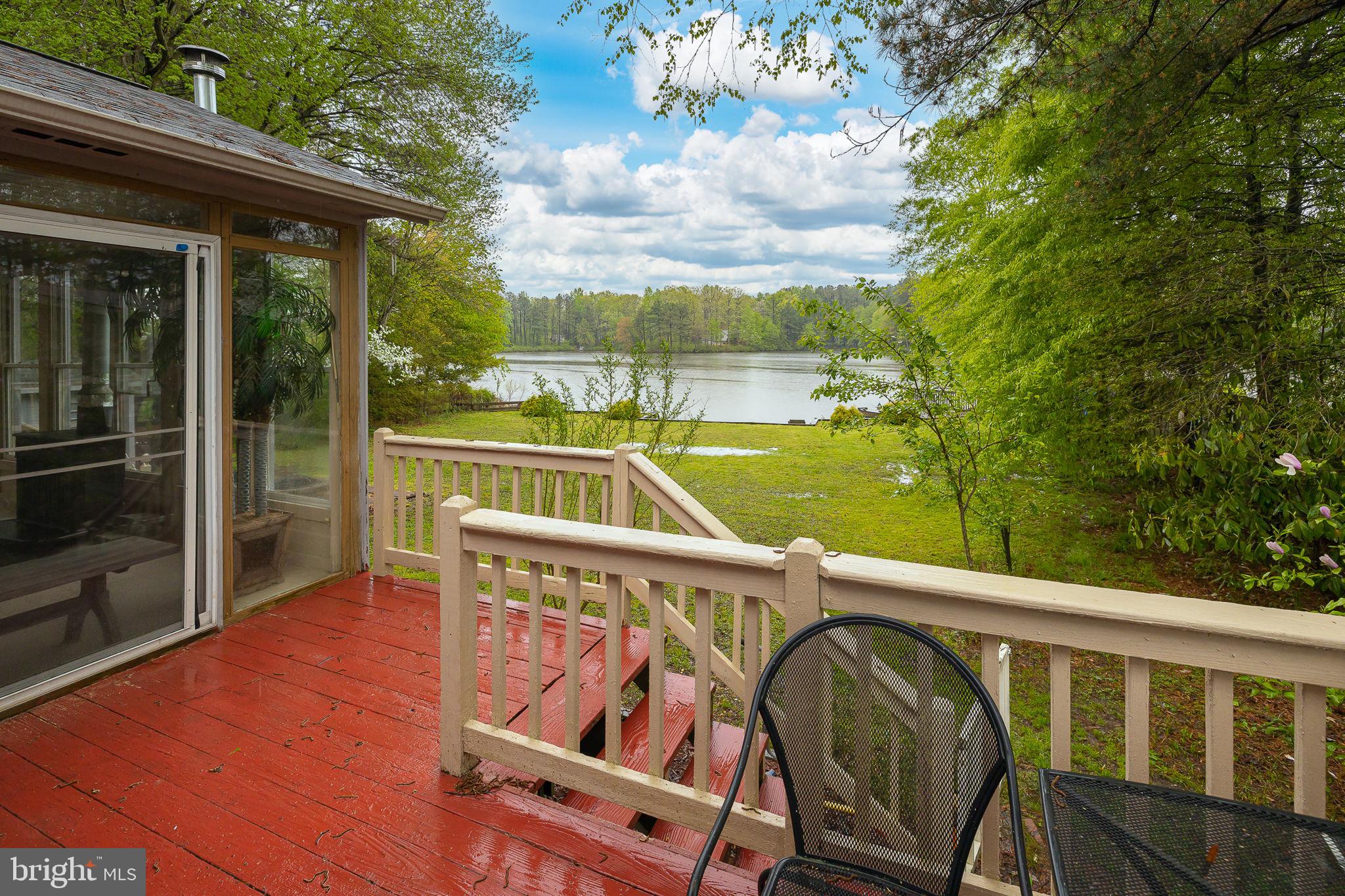 LAKE LAND OR - Residential