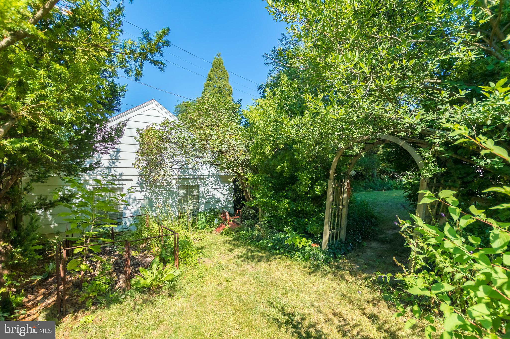 YORK TWP - Residential