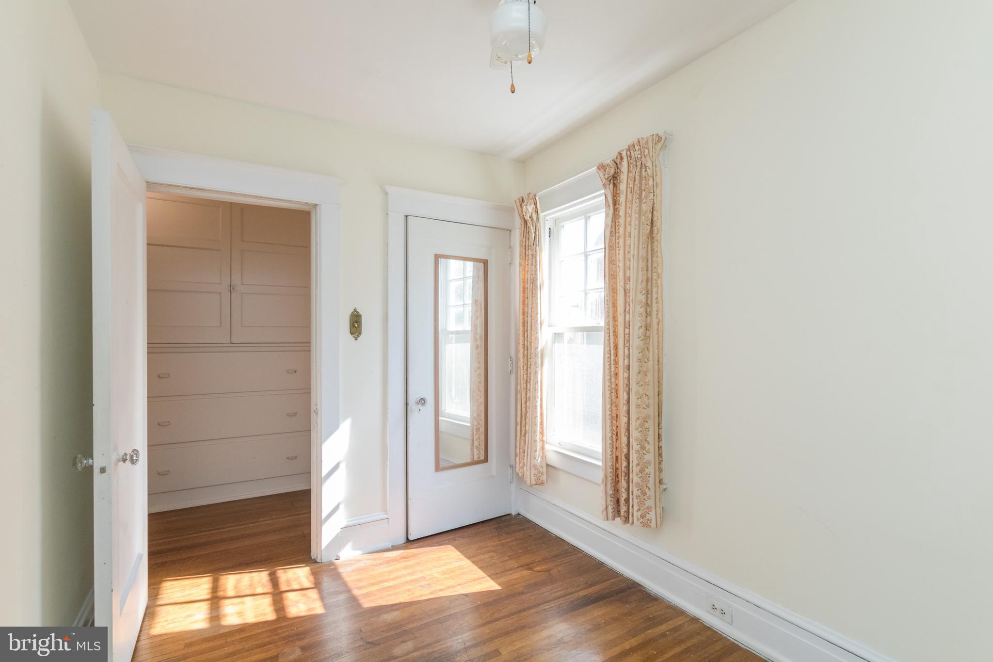 YORK TWP - Residential