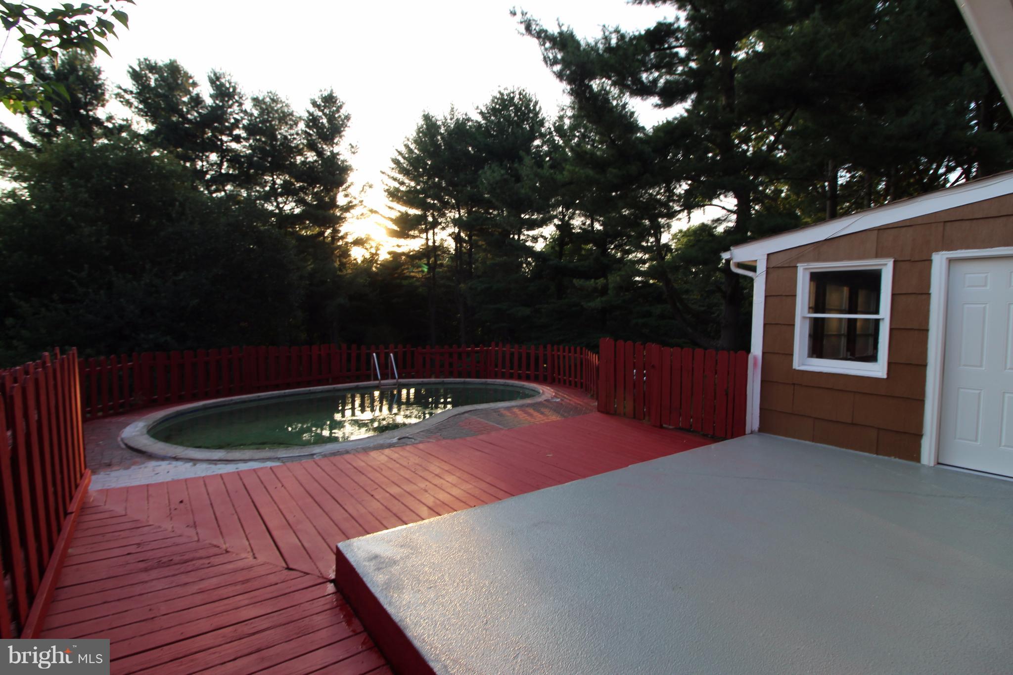 MOORCONES - Residential