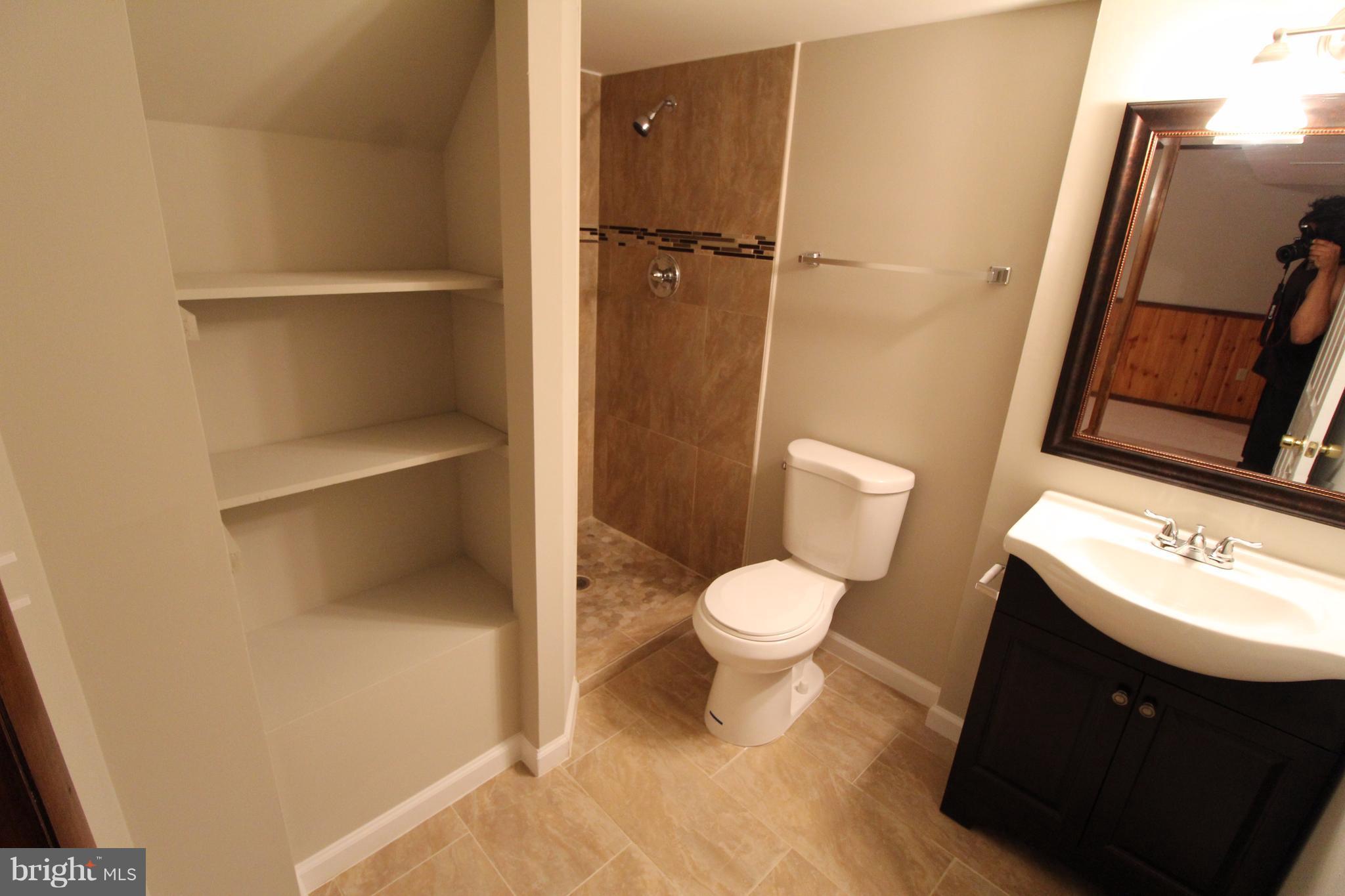 MOORCONES - Residential