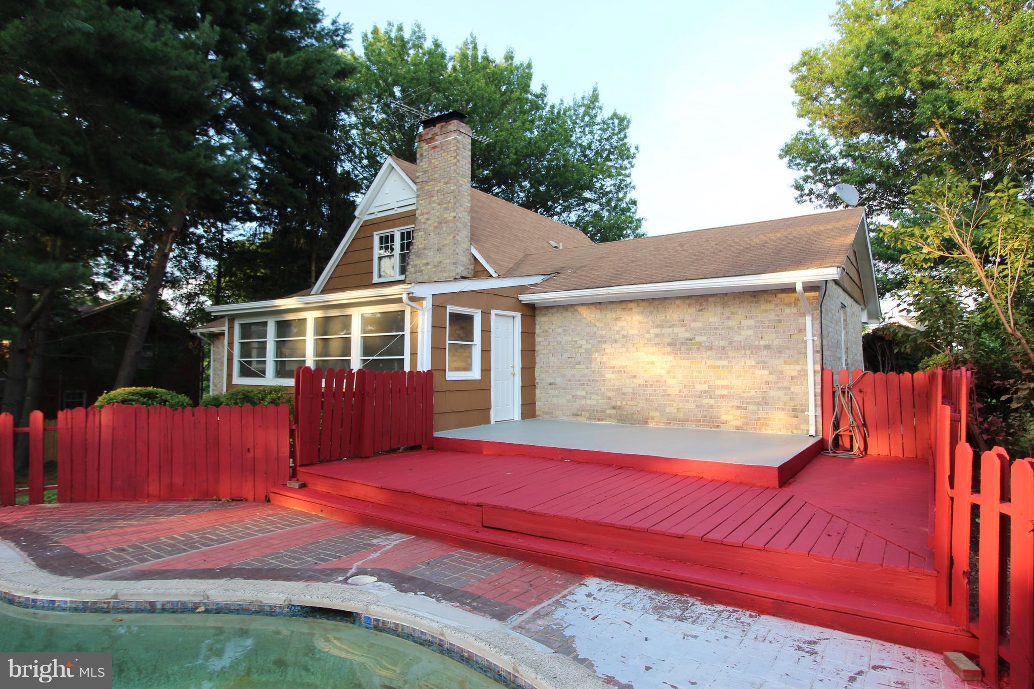 MOORCONES - Residential